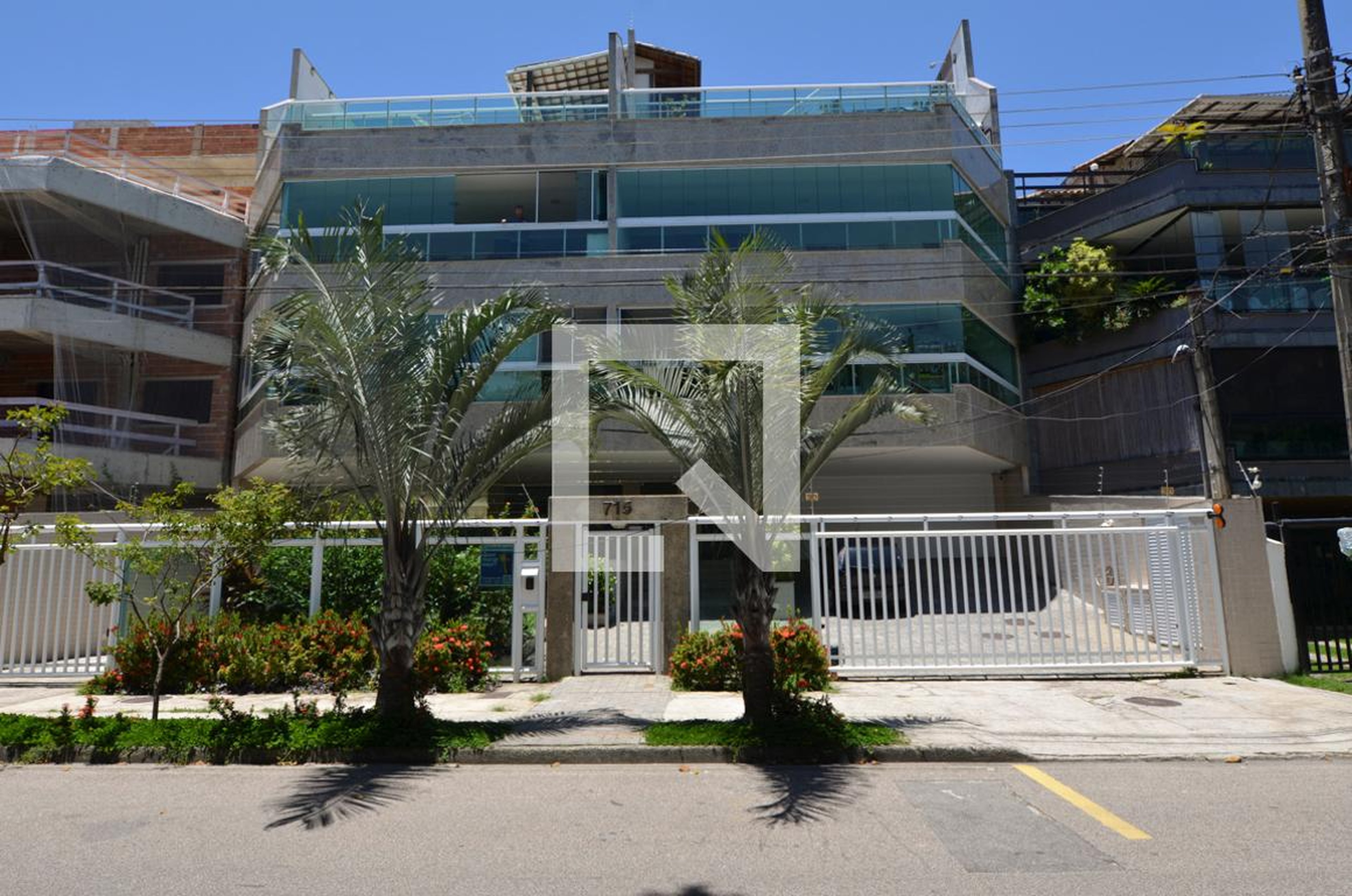 Fachada do Prédio Condomínio Jardim dos Hibiscos