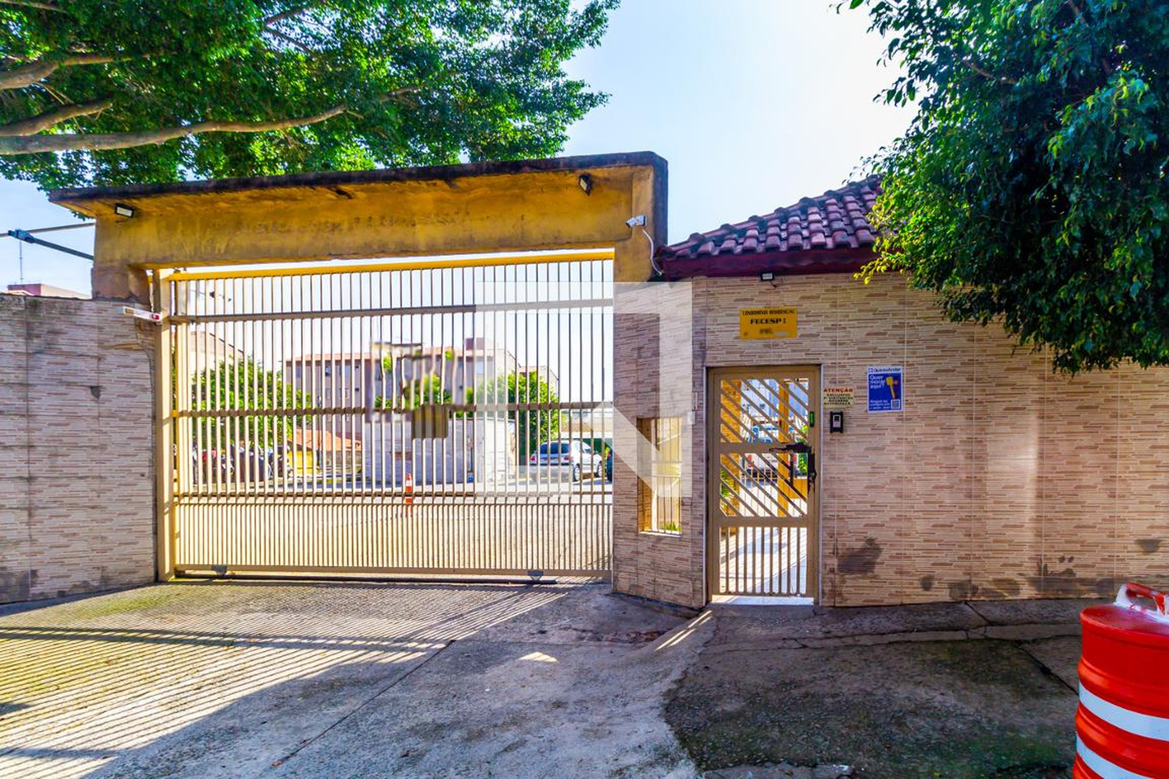 Fachada Condomínio em Rua Benjamin de Tudela, 91