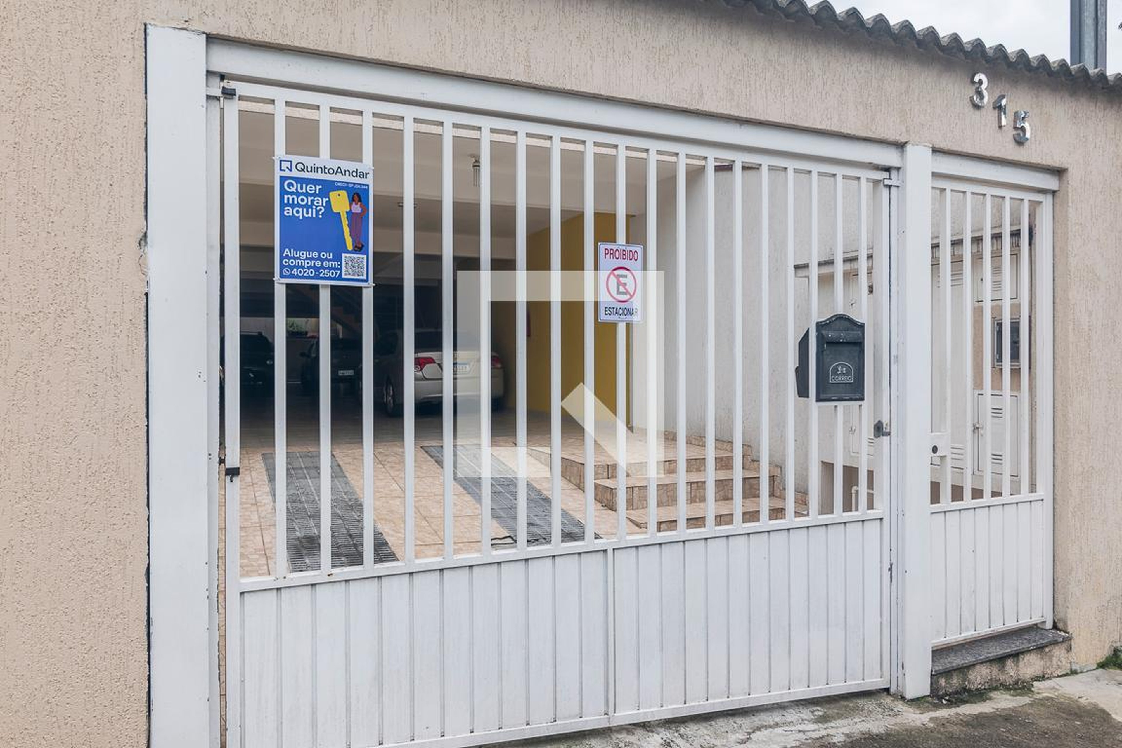 Fachada Condomínio em Rua Otávio Mangabeira, 315