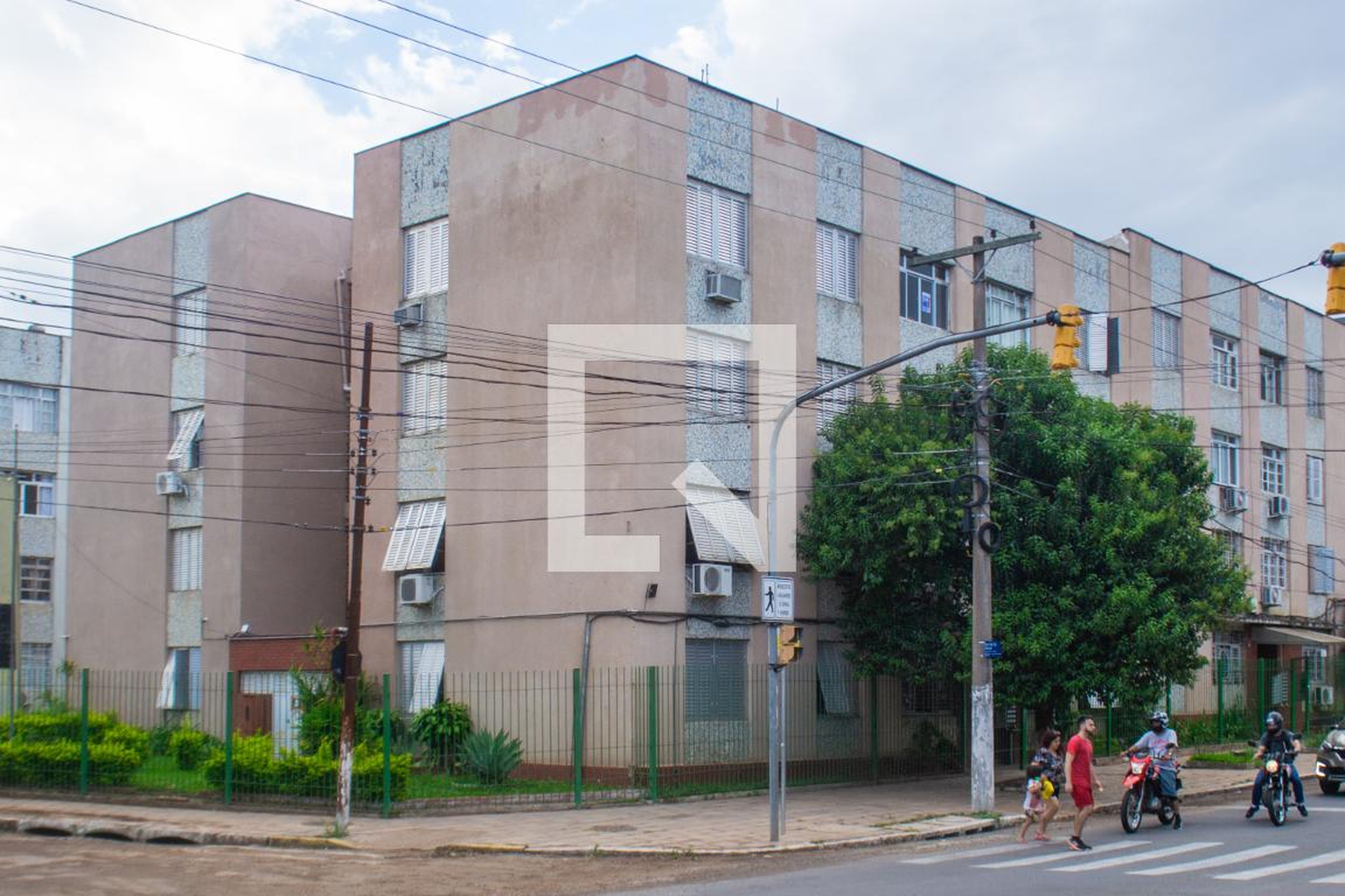 Fachada Condomínio em Rua José de Alencar, 1405