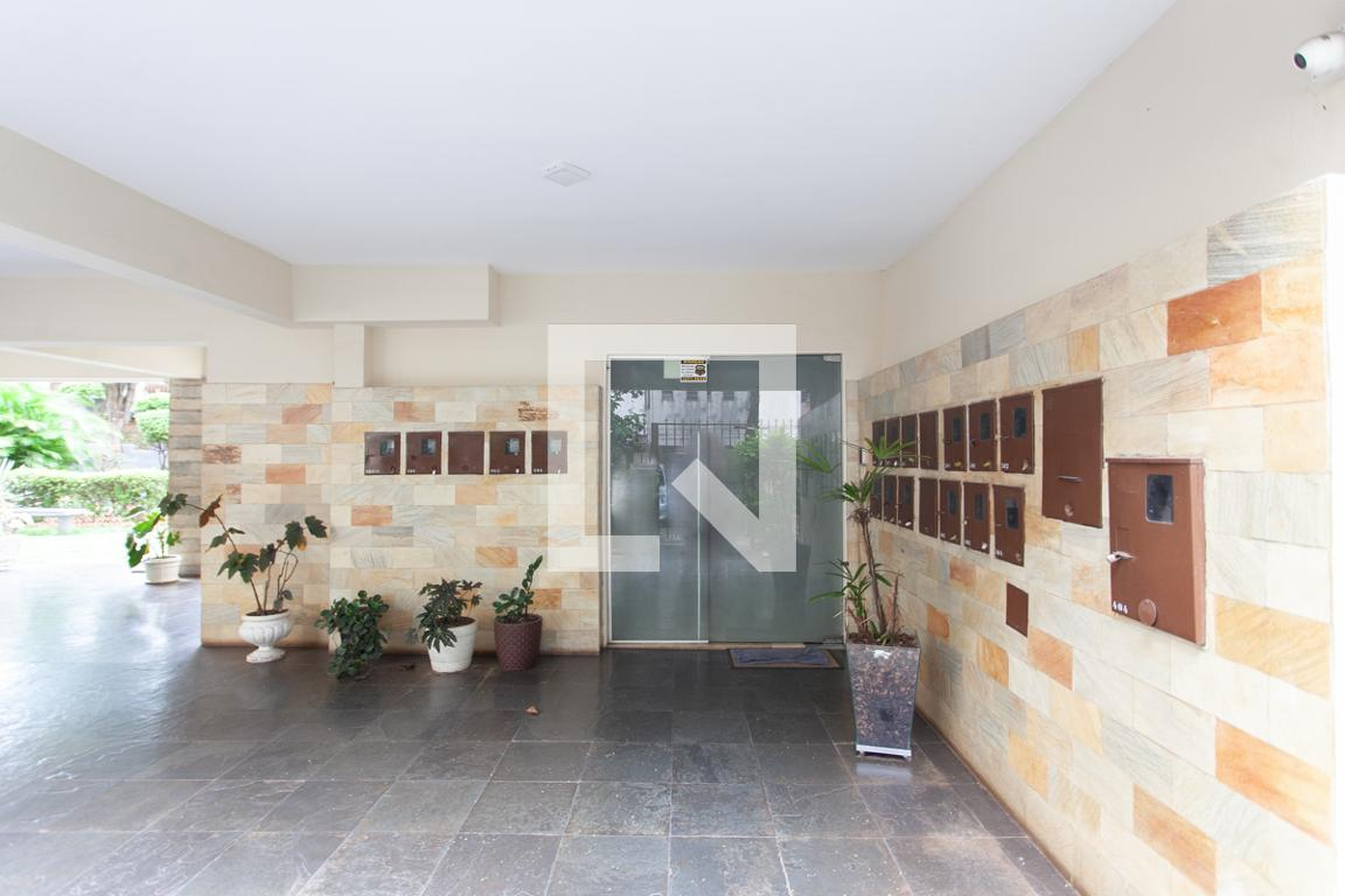 Entrada do Prédio - Edifício Senna