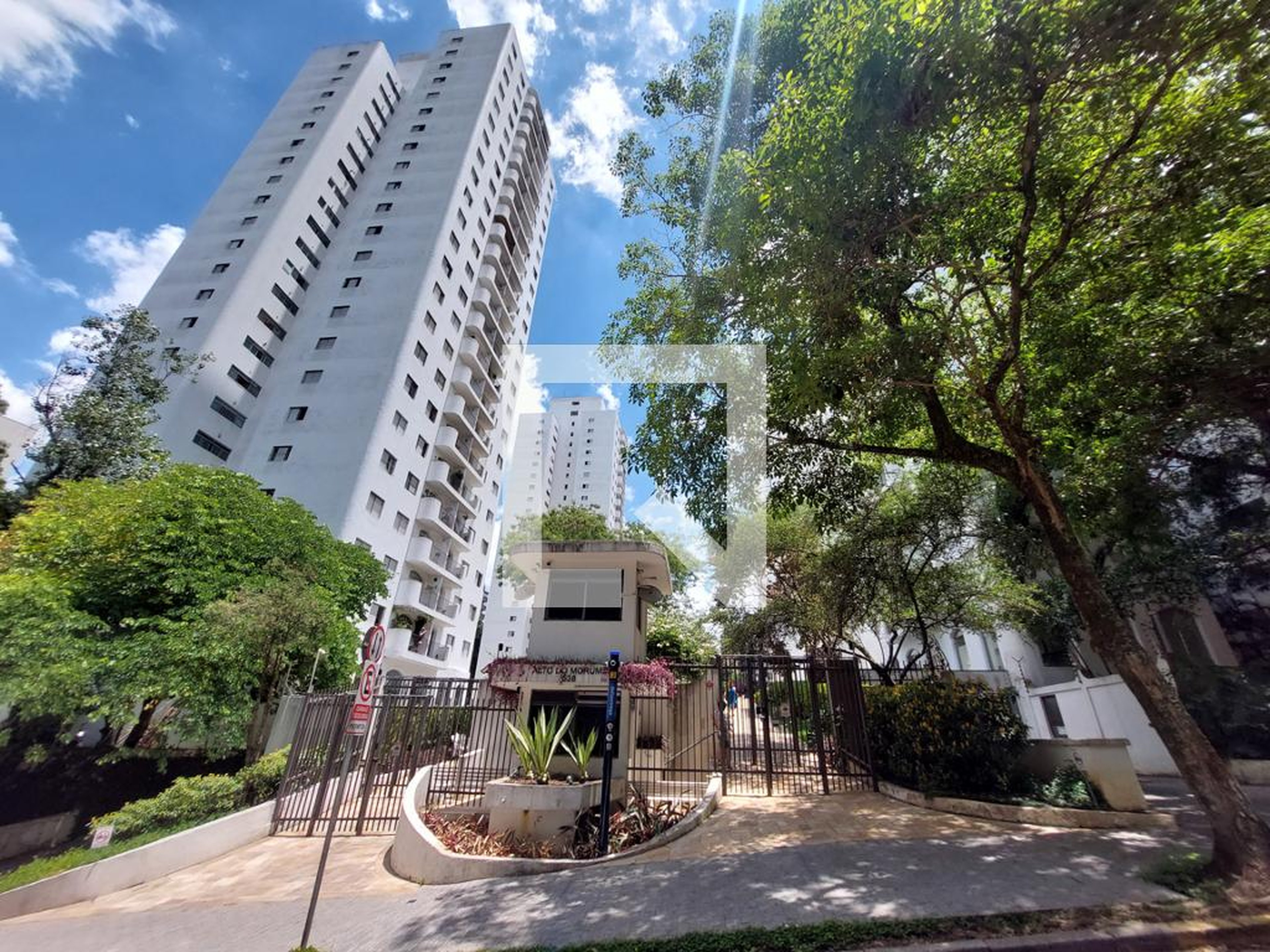 Fachada do Prédio Condomínio Alto do Morumbi