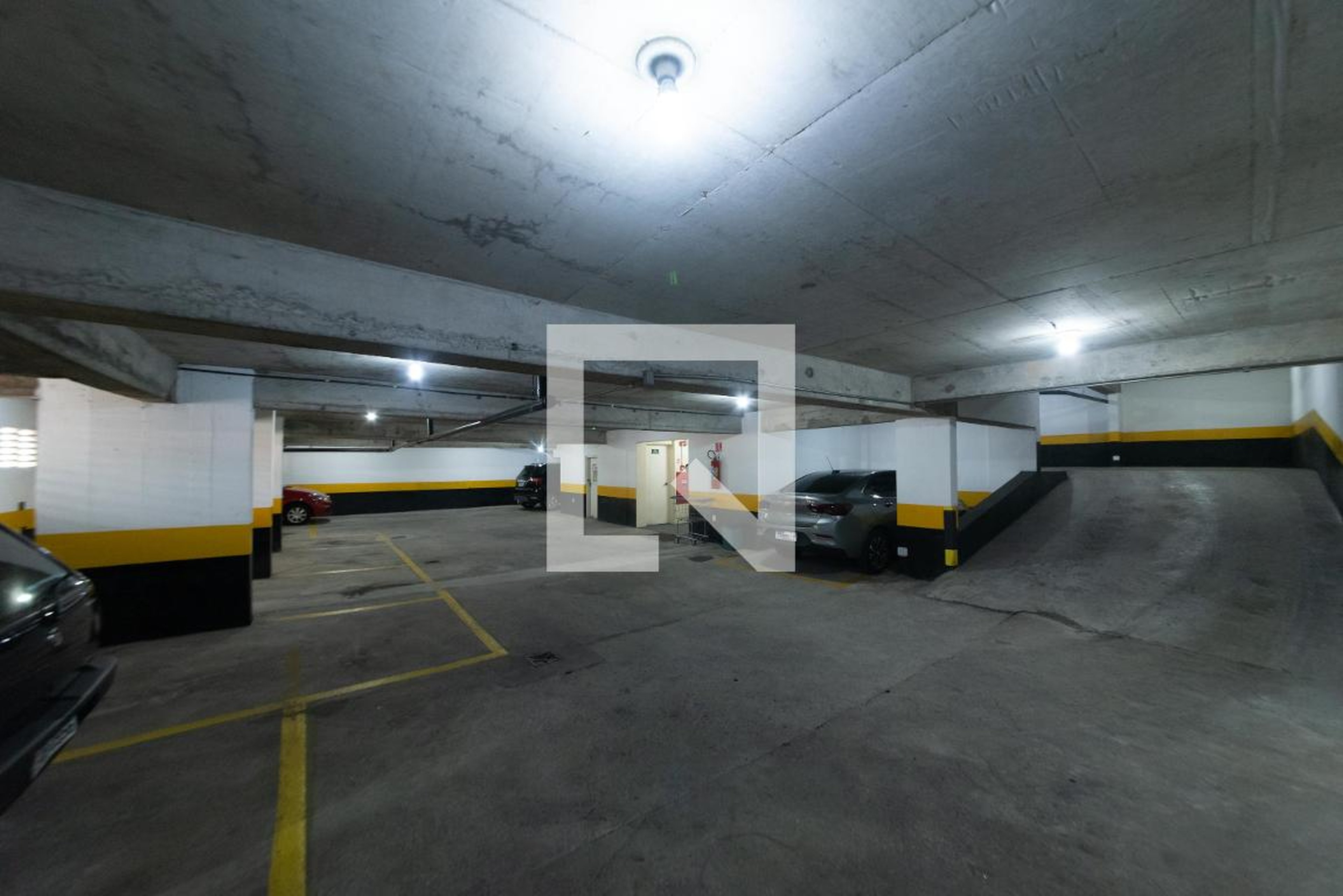Estacionamento - Octavio de Freitas