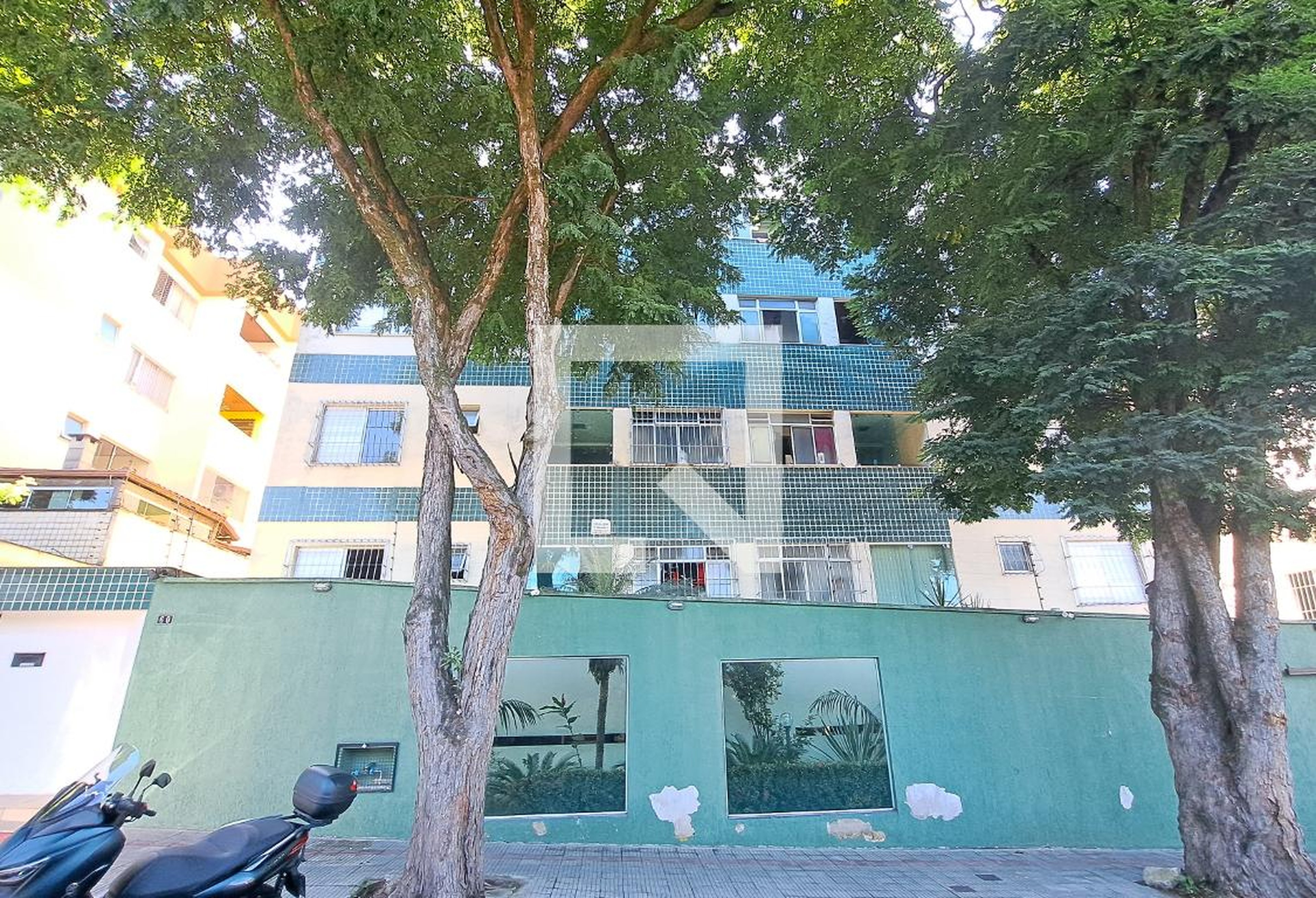 Fachada Edifício Marise Colombolli