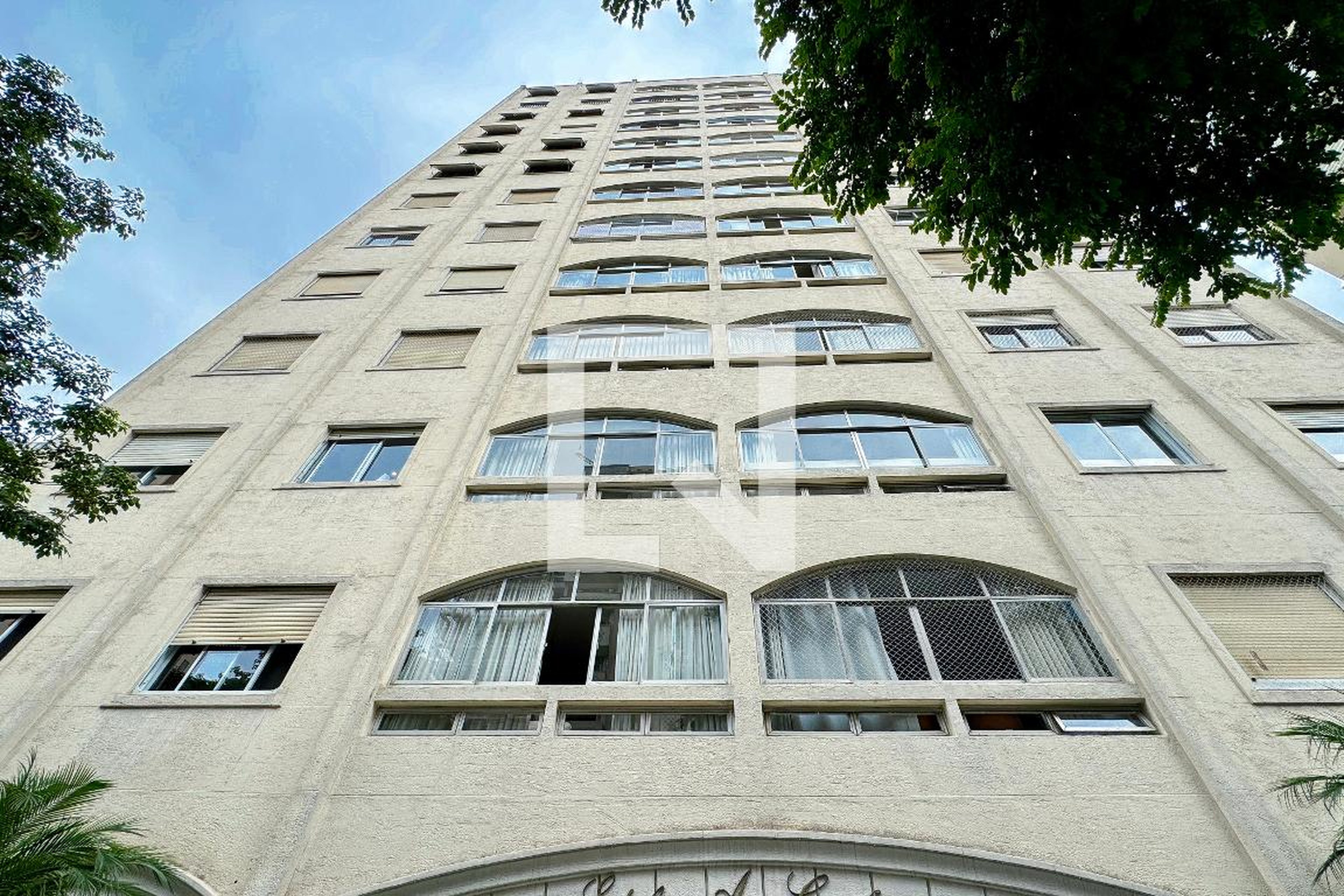 Fachada Condomínio em Rua Manuel Guedes, 131