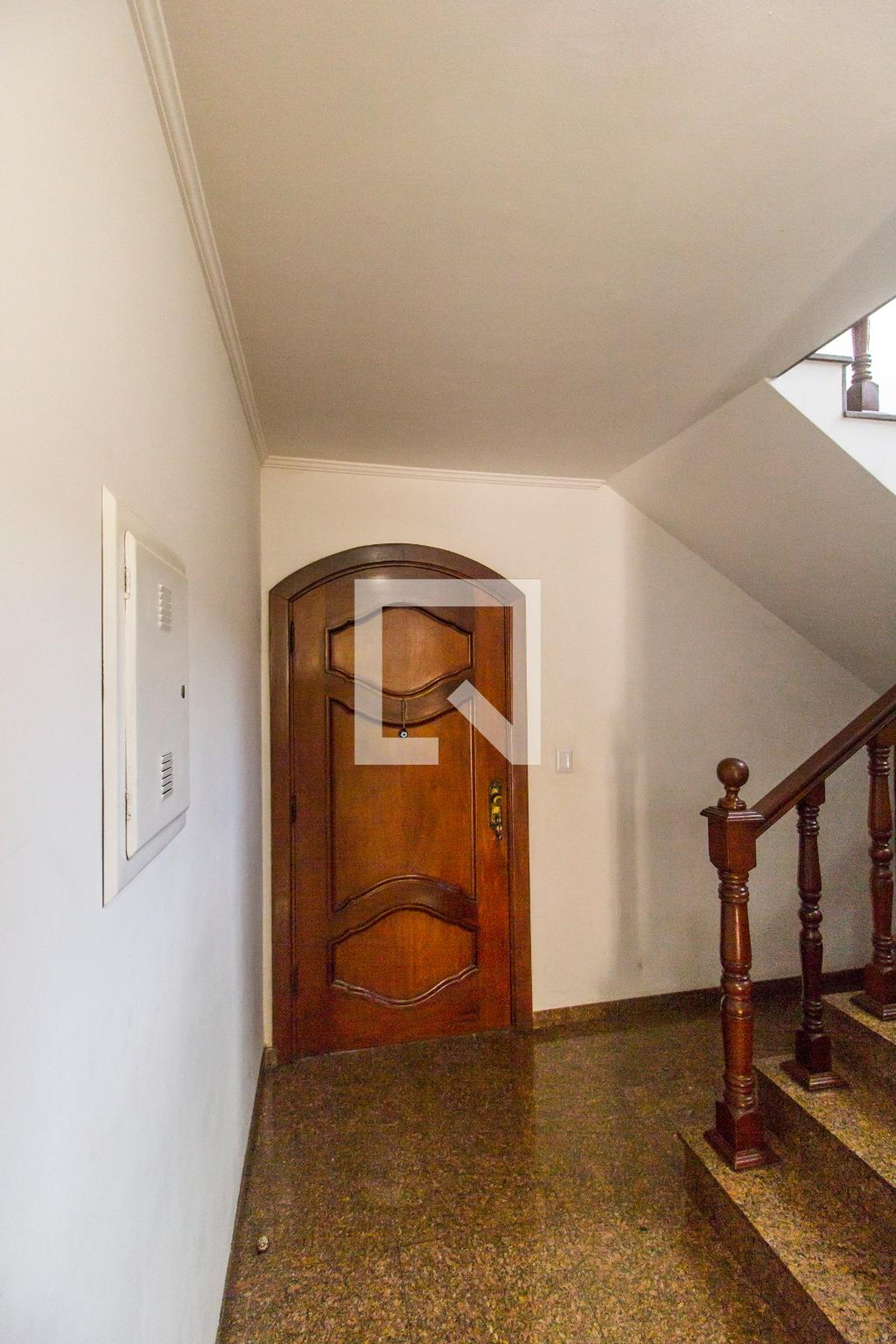 Entrada Condomínio em Alameda dos Ciclâmes, 432