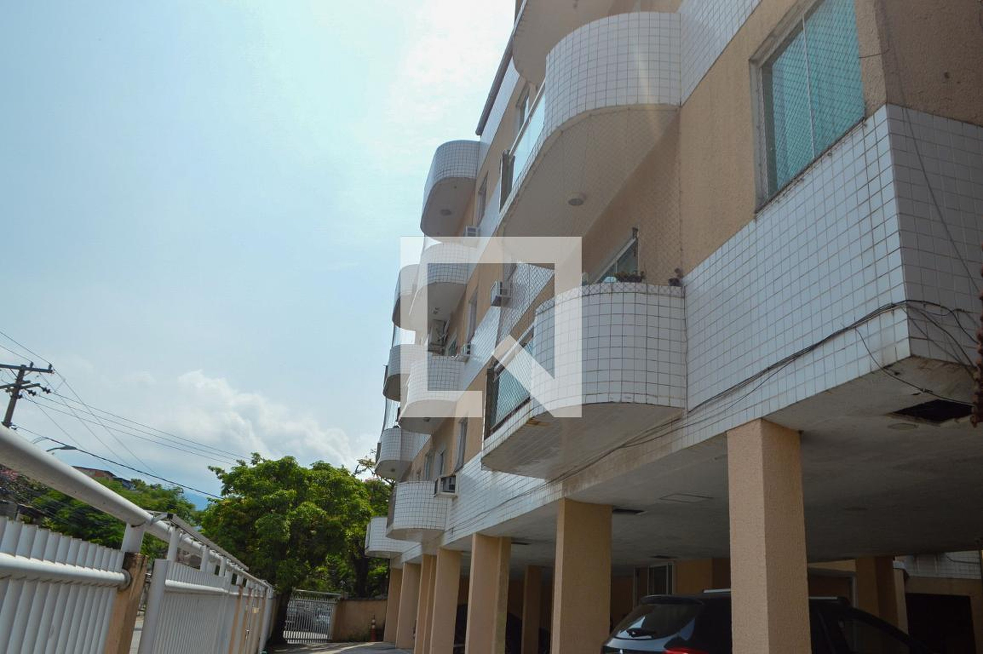 Fachada Condomínio Reserva da Pedra