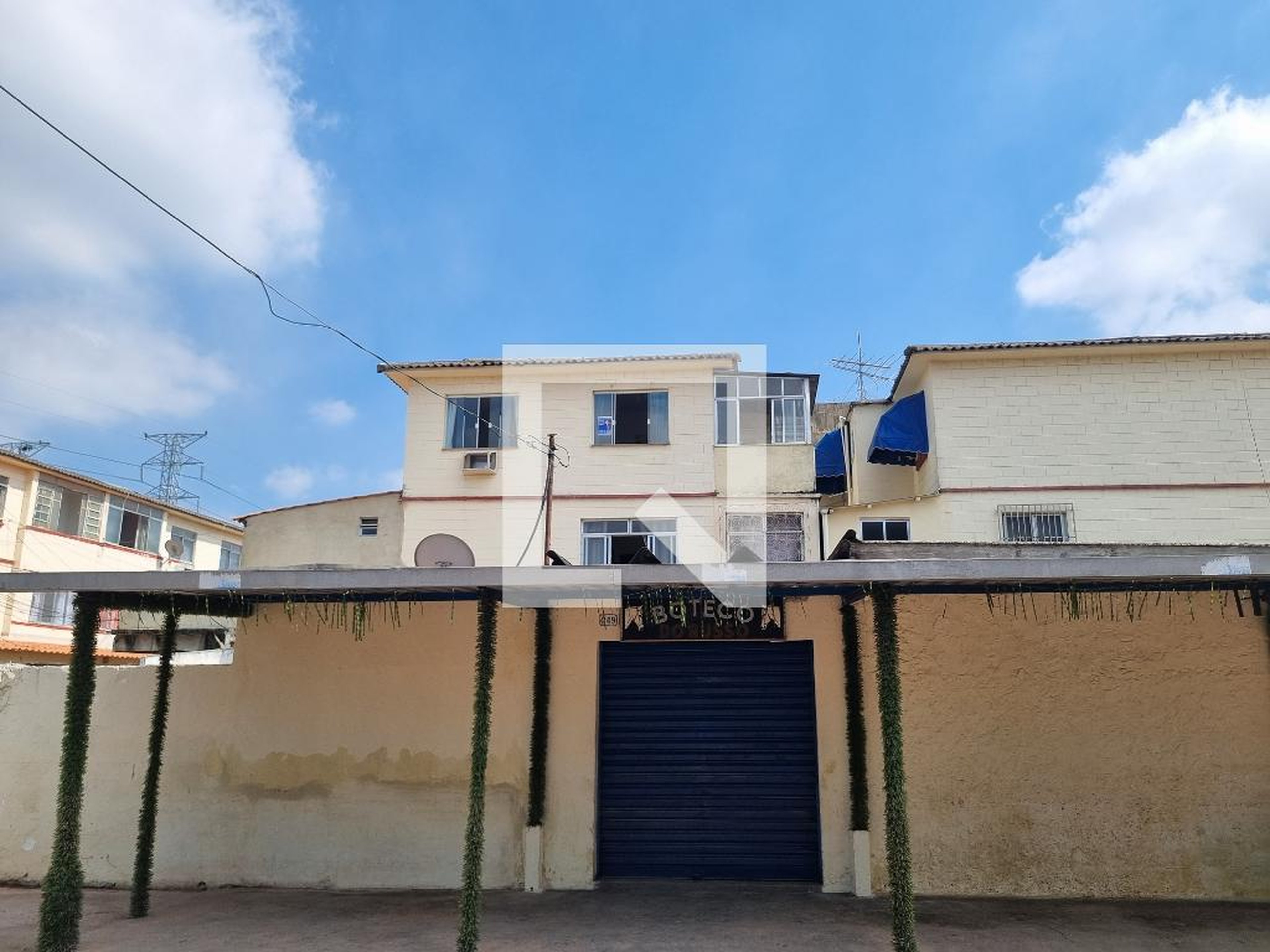 Fachada Condomínio em Rua João Dalton, 315