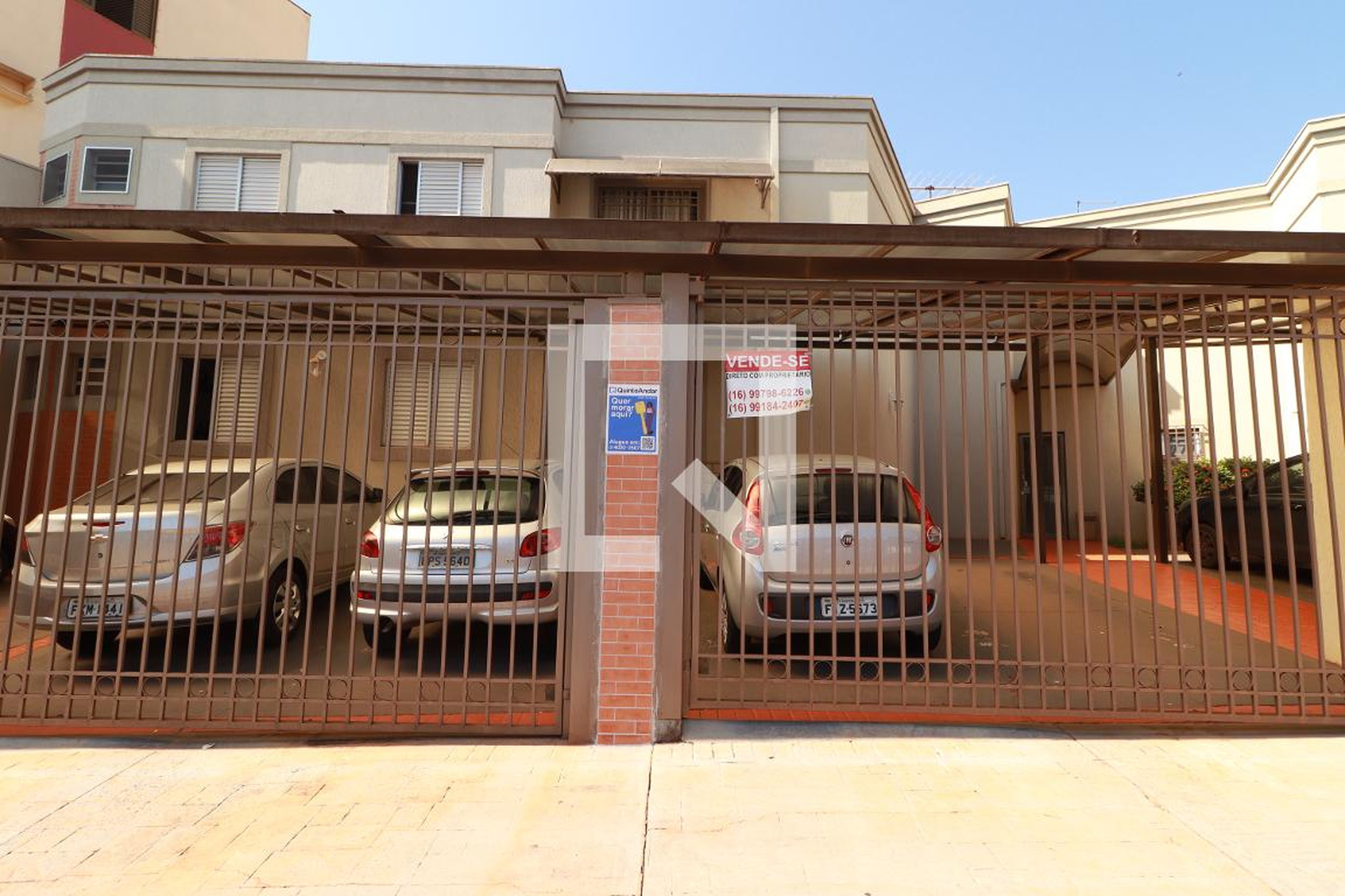 Fachada Condomínio em Rua João Nutti, 2660