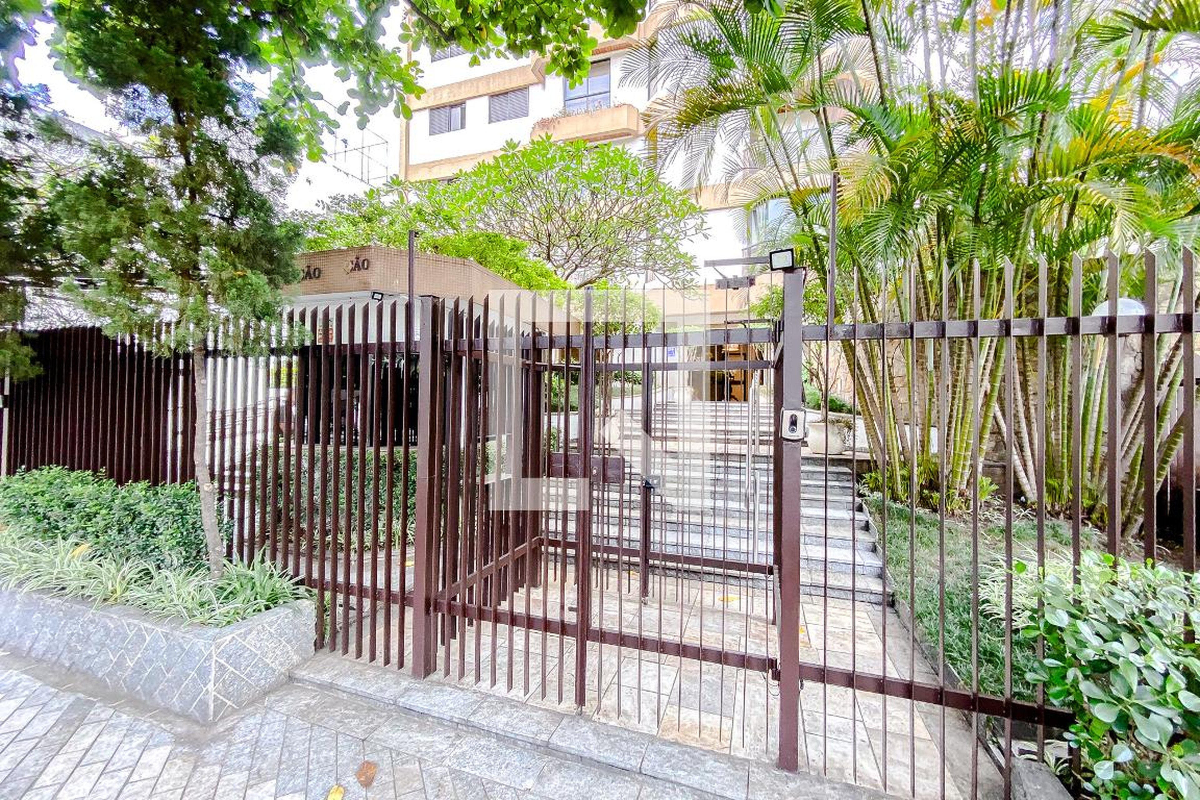 Fachada Condomínio Solar da Aclimação