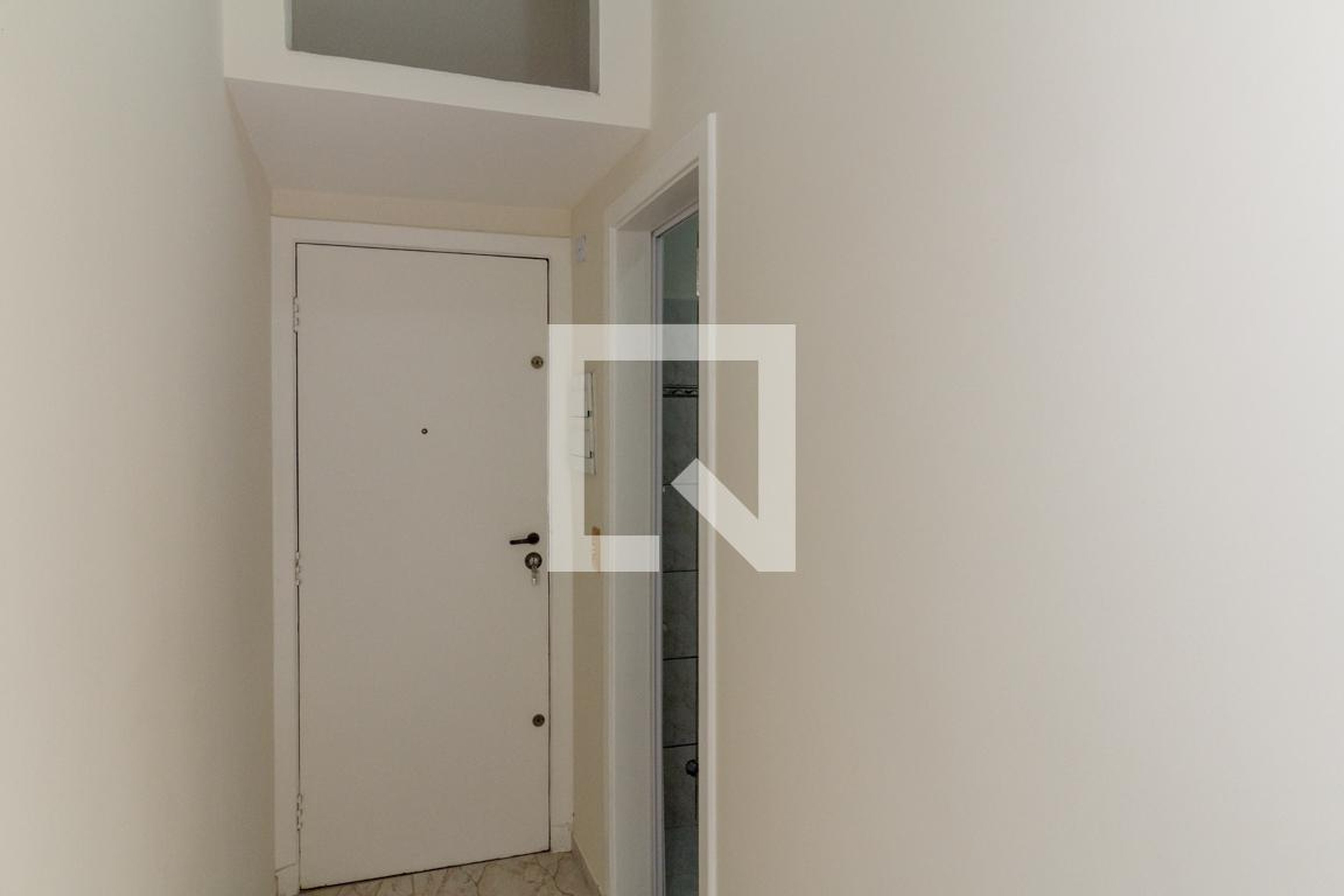 Hall de Entrada - Edifício Tebas