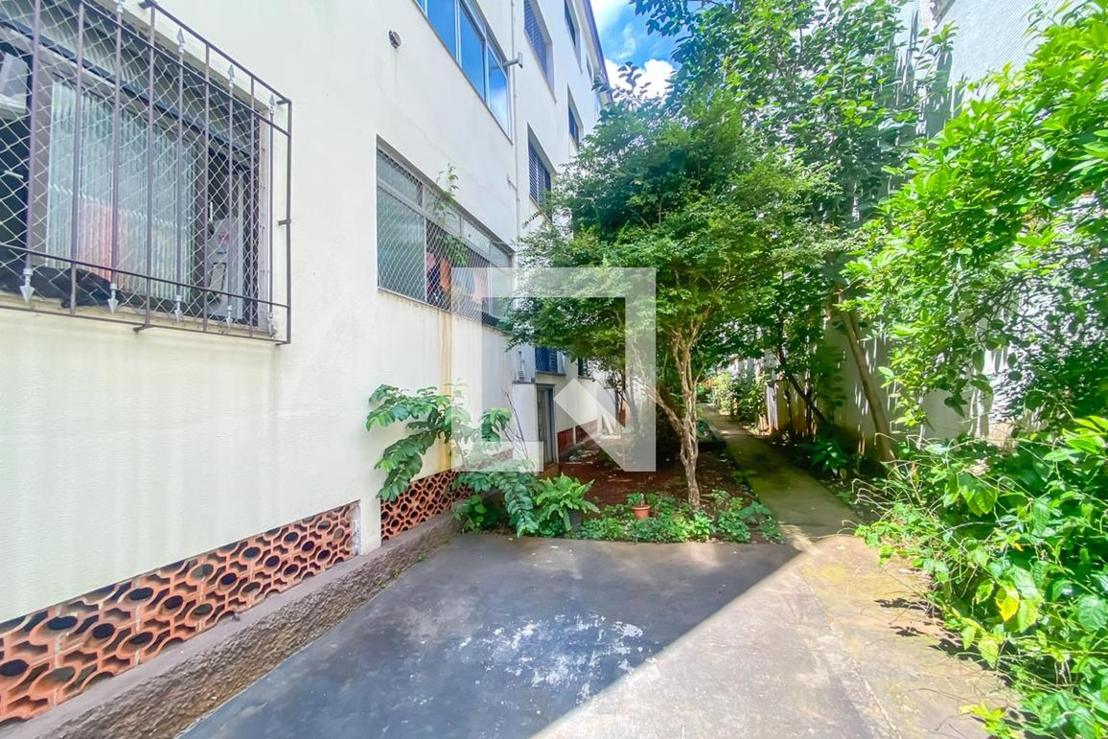 Churrasqueira - Parque Residencial Primavera