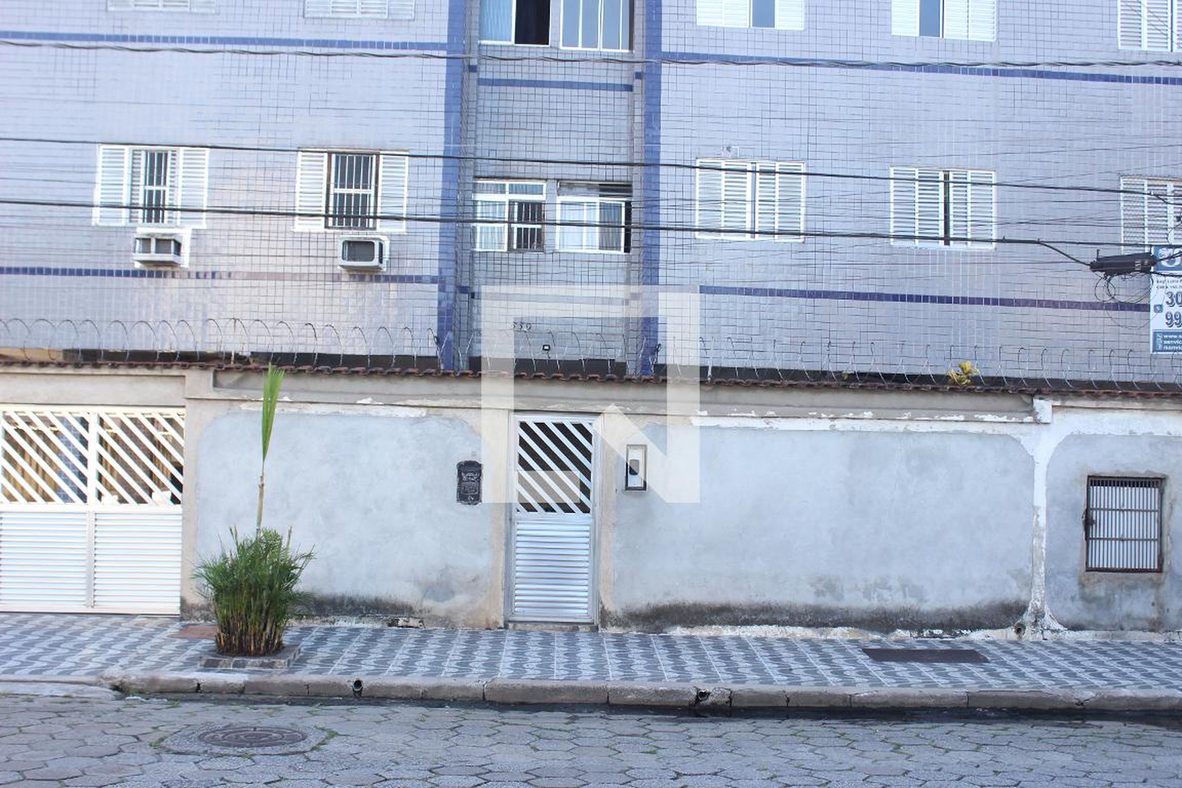 Fachada Condomínio em Rua Cuiabá, 559