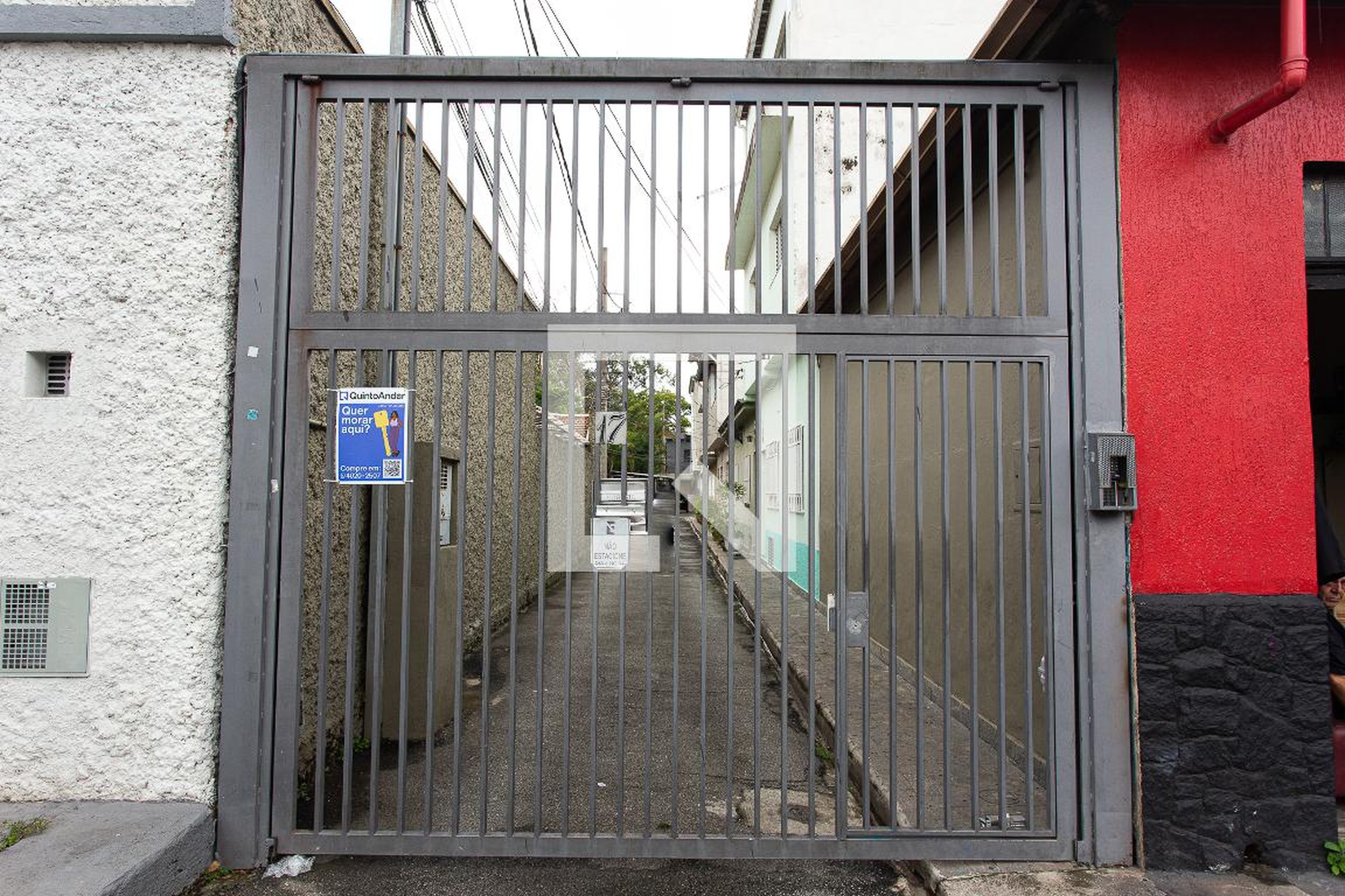 Fachada do Condomínio Condomínio em Rua Santa Catarina, 17