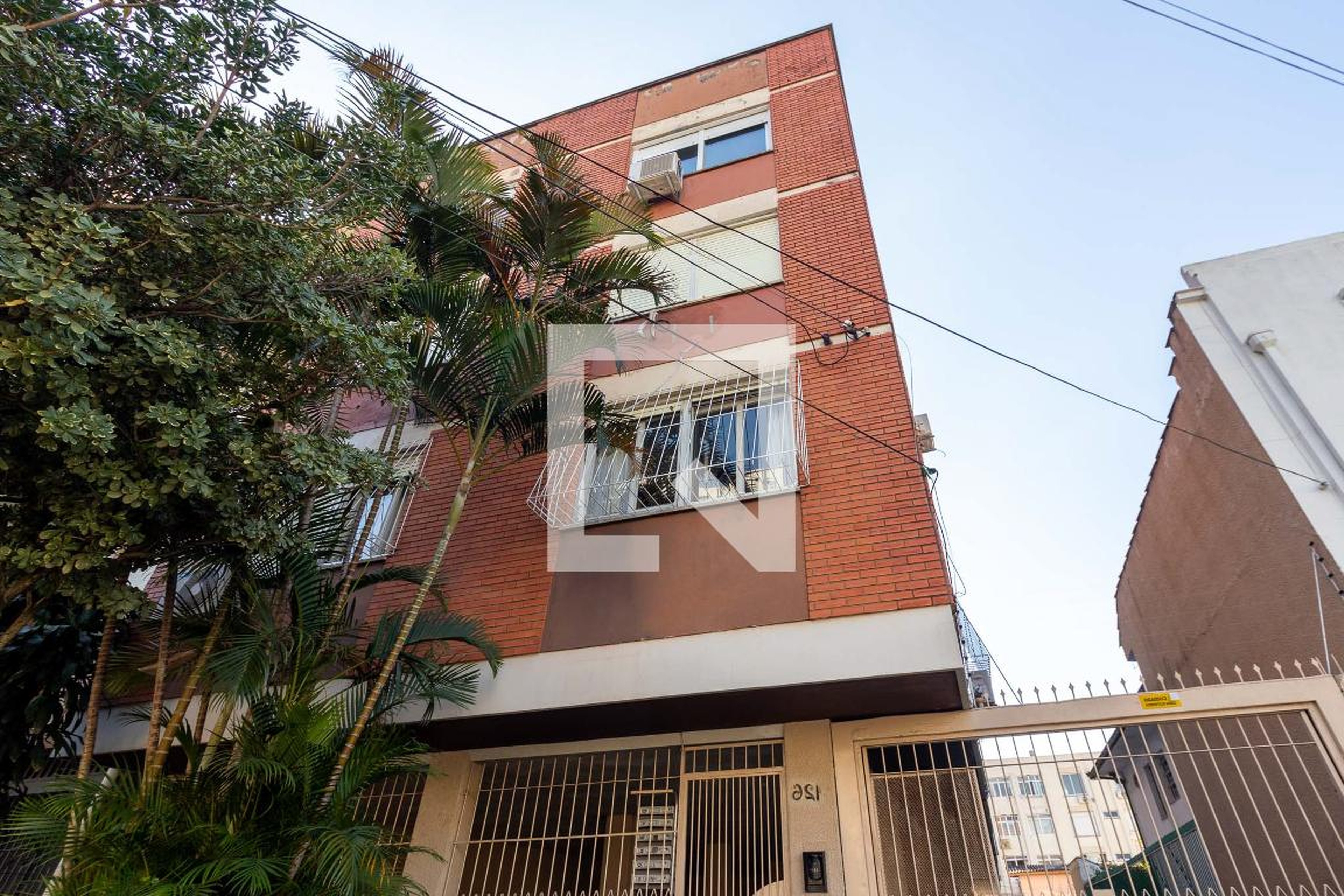 Fachada Condomínio em Rua Três de Maio, 126