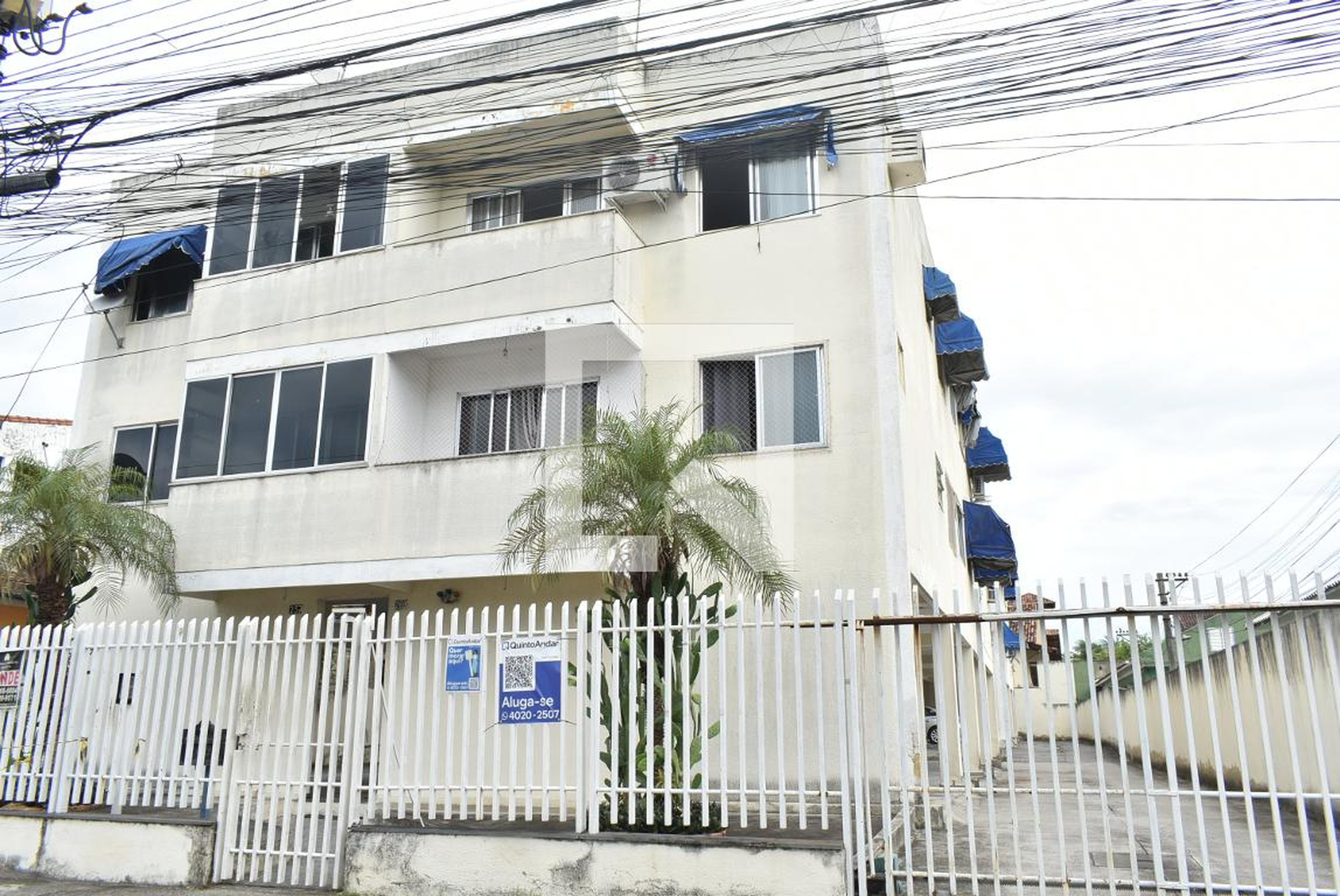 Fachada Condomínio em Rua Ajurana, 269