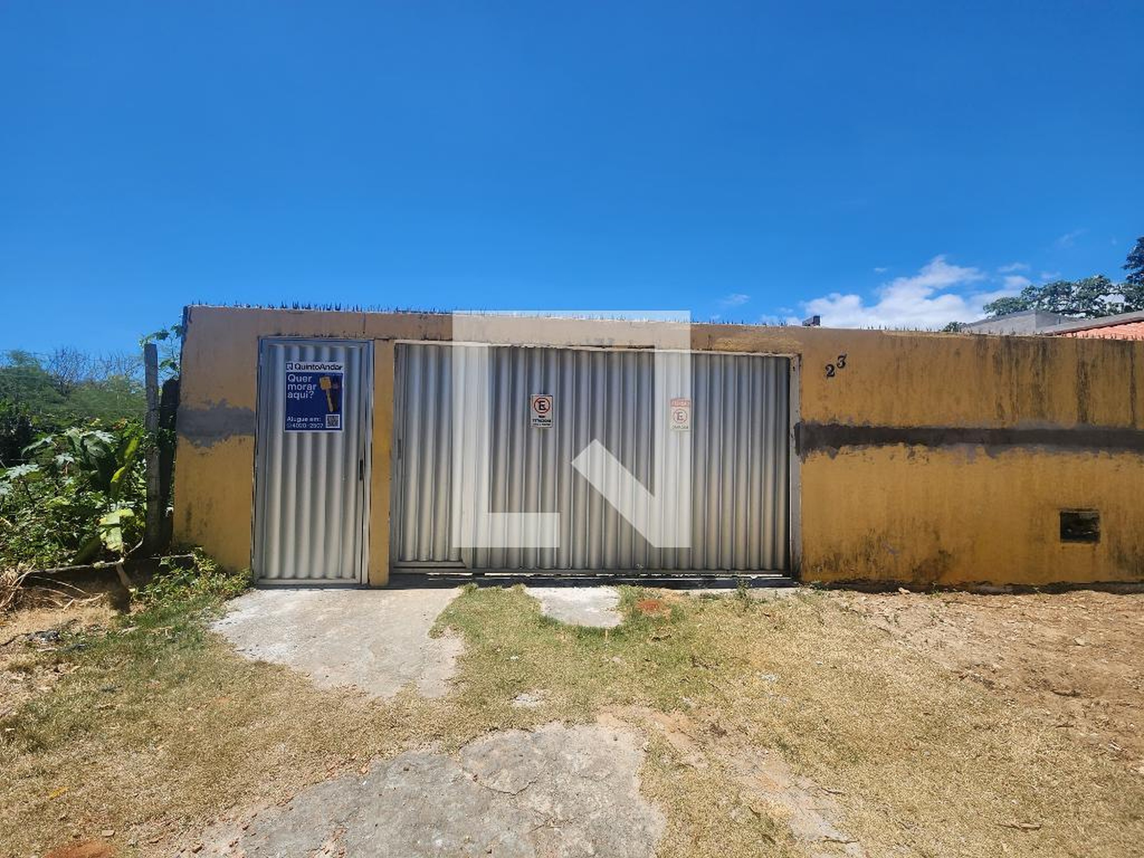 Fachada Condomínio em Rua do Pequiá, 52