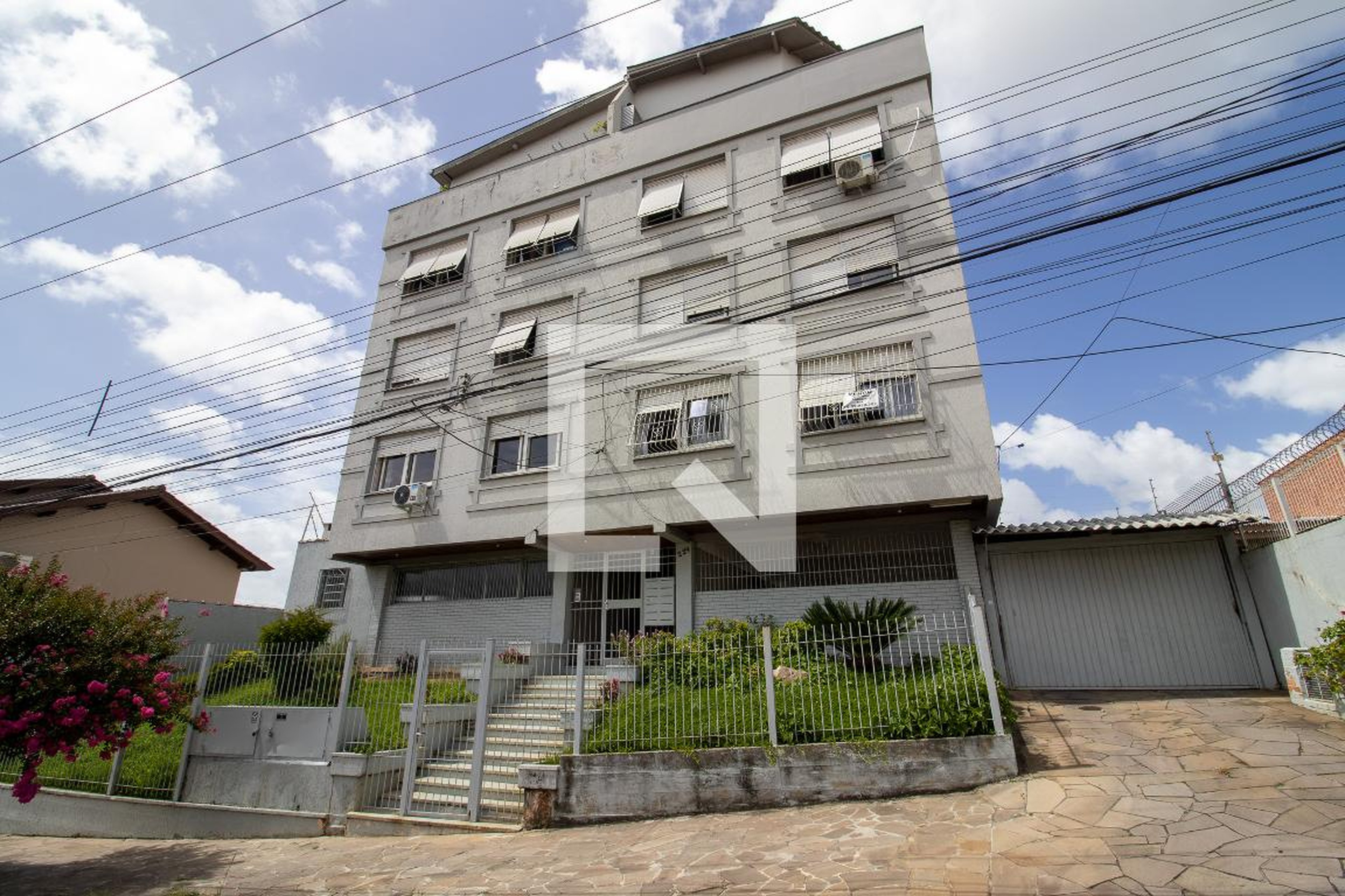 Fachada Edifício Jardim dos Alpes