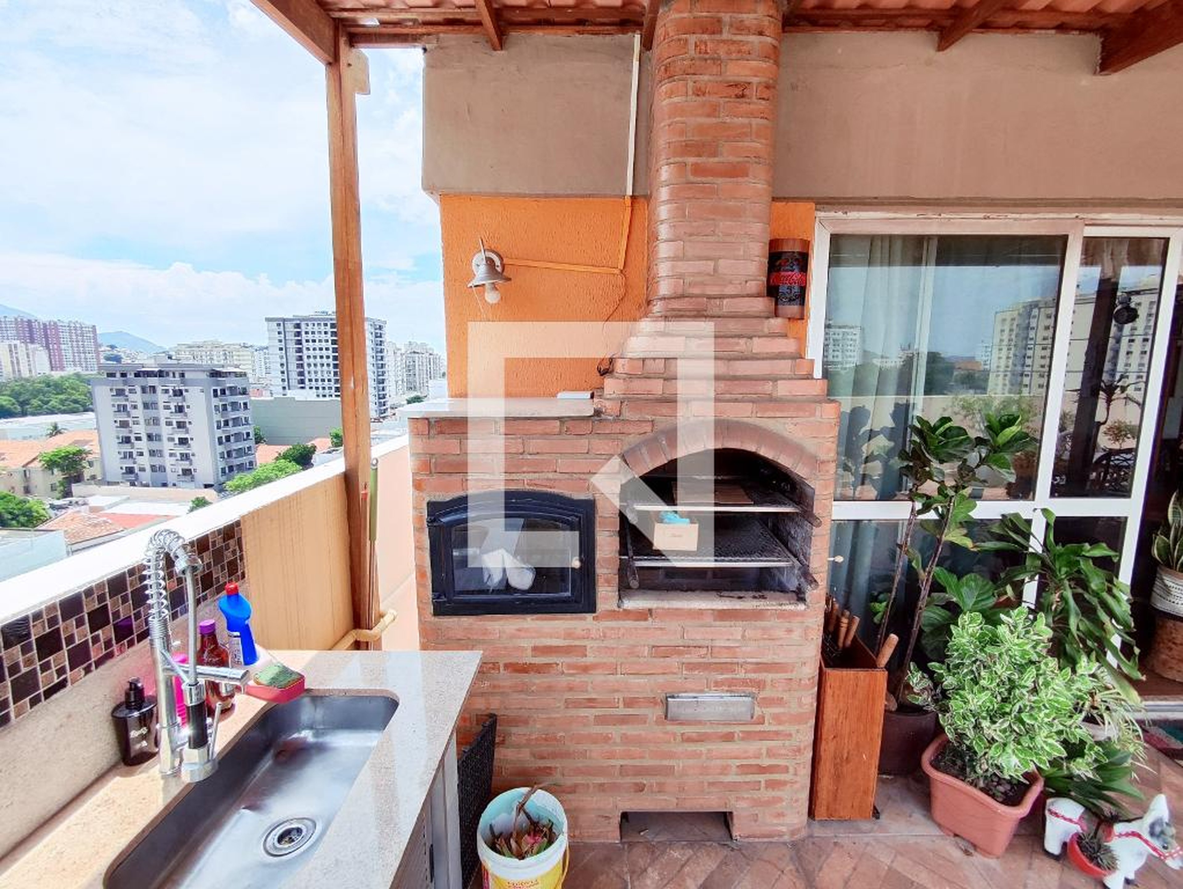 Churrasqueira - Lucido Lago