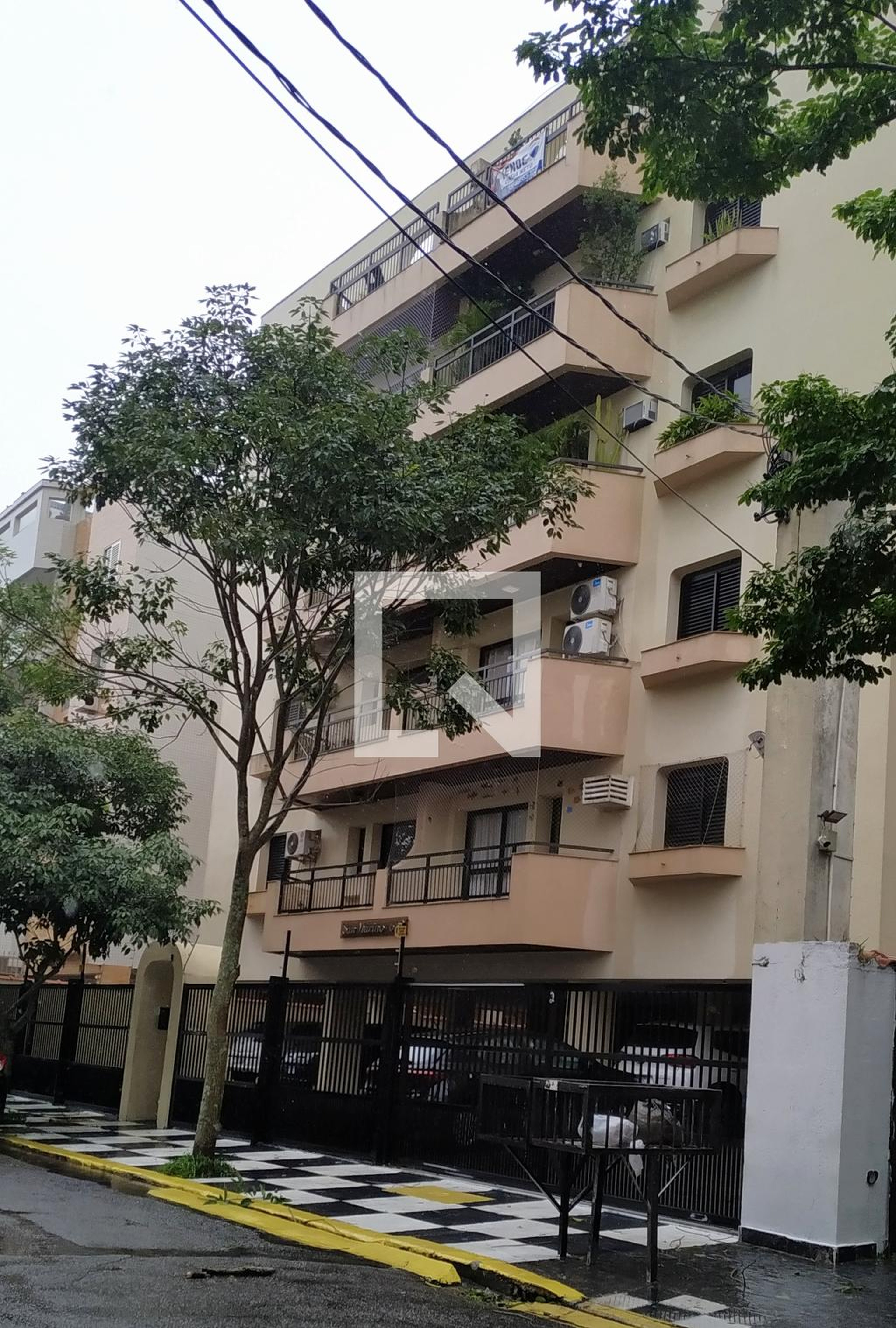 Fachada Condomínio em Rua José da Silva Rainho, 636