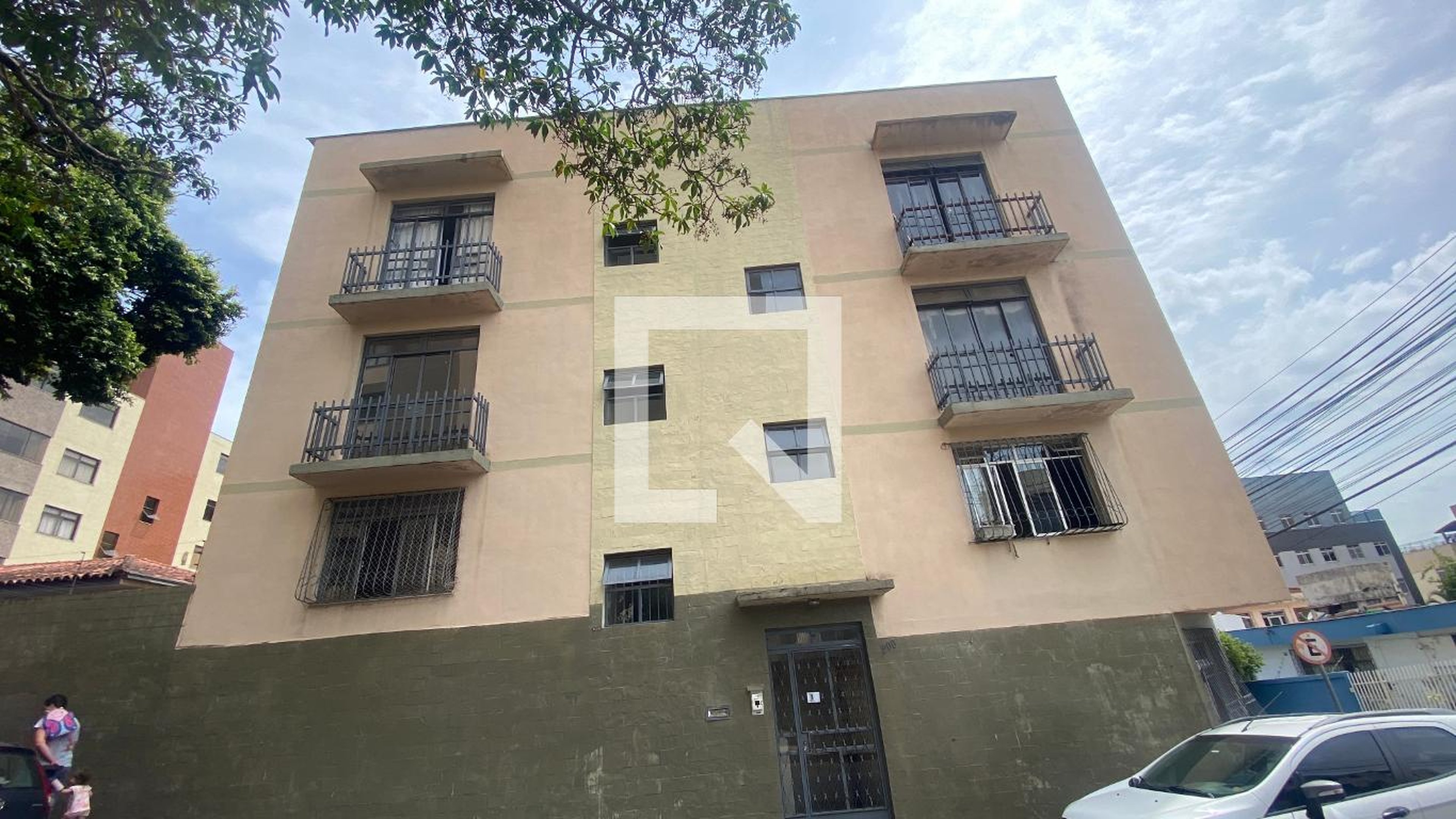 Fachada do Prédio Condomínio em Rua Dom Aristídes Pôrto, 200