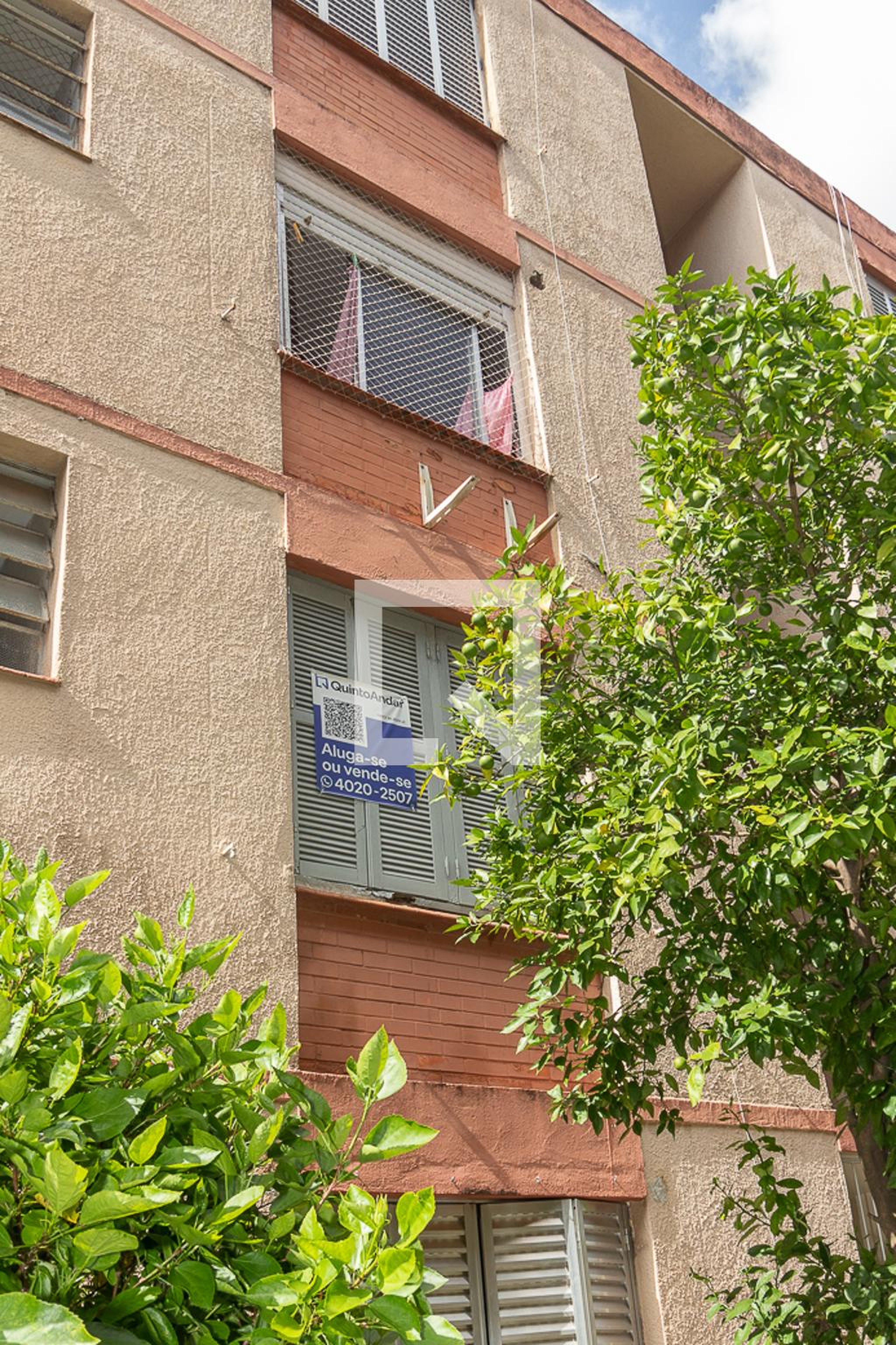 Fachada Condomínio em Rua Gomes de Freitas, 100