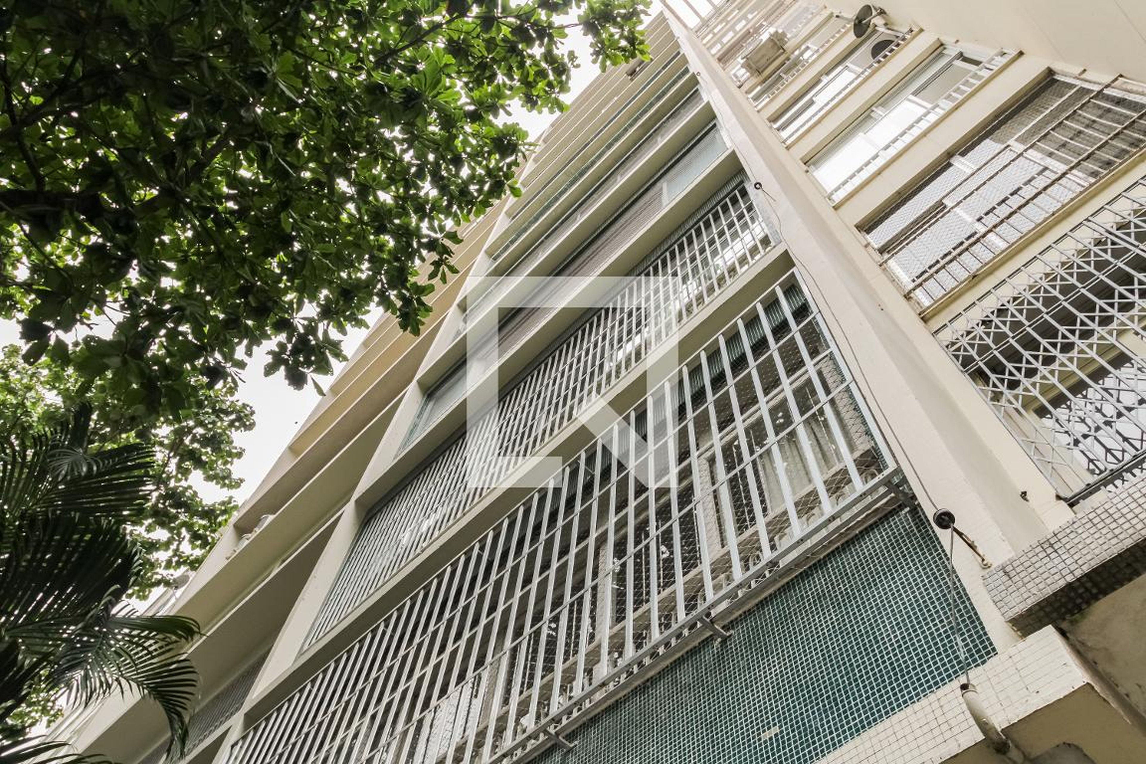 Fachada do Prédio Condomínio Fiesta