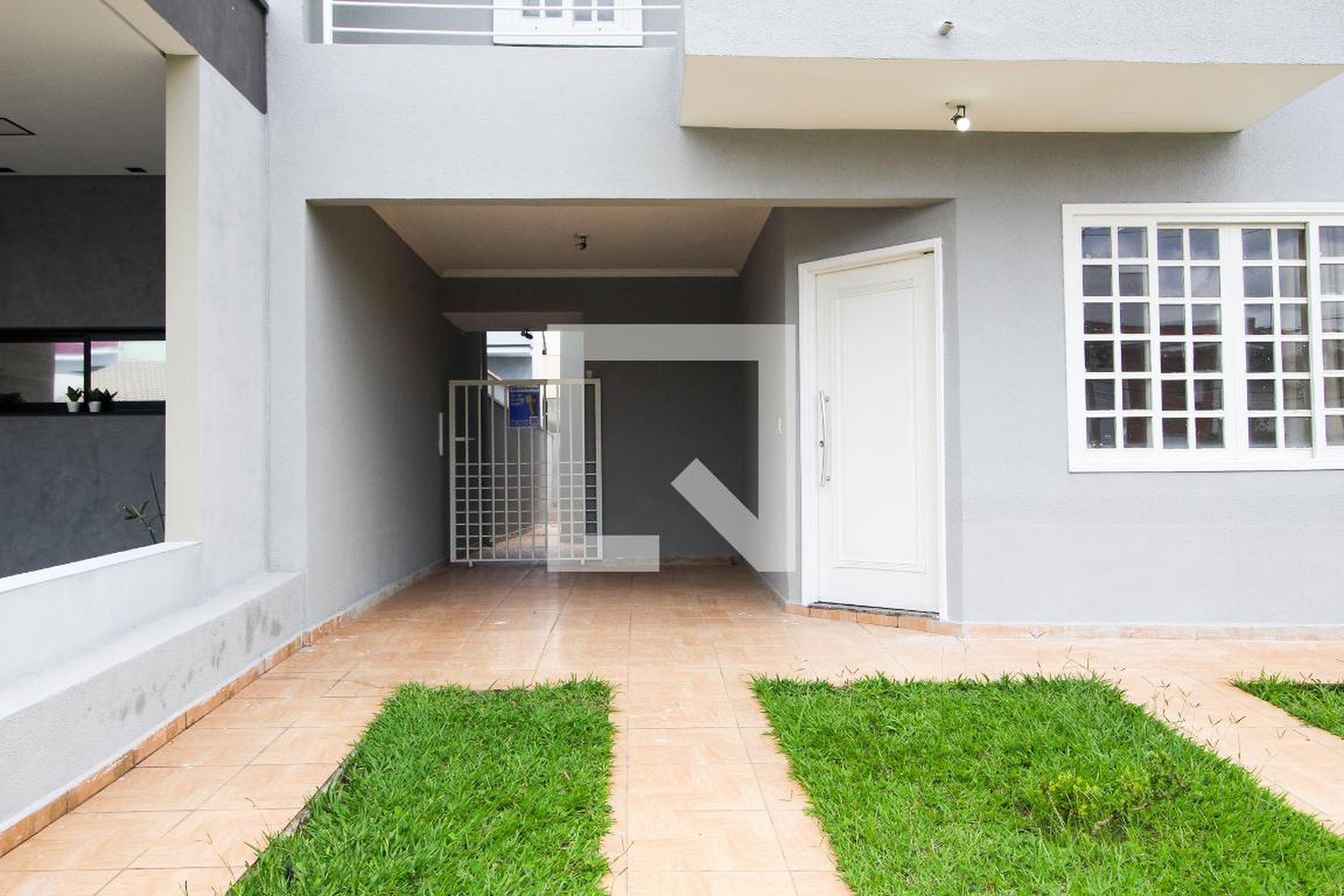 Fachada Condomínio em Rua José Ferreira Ribeiro, 70