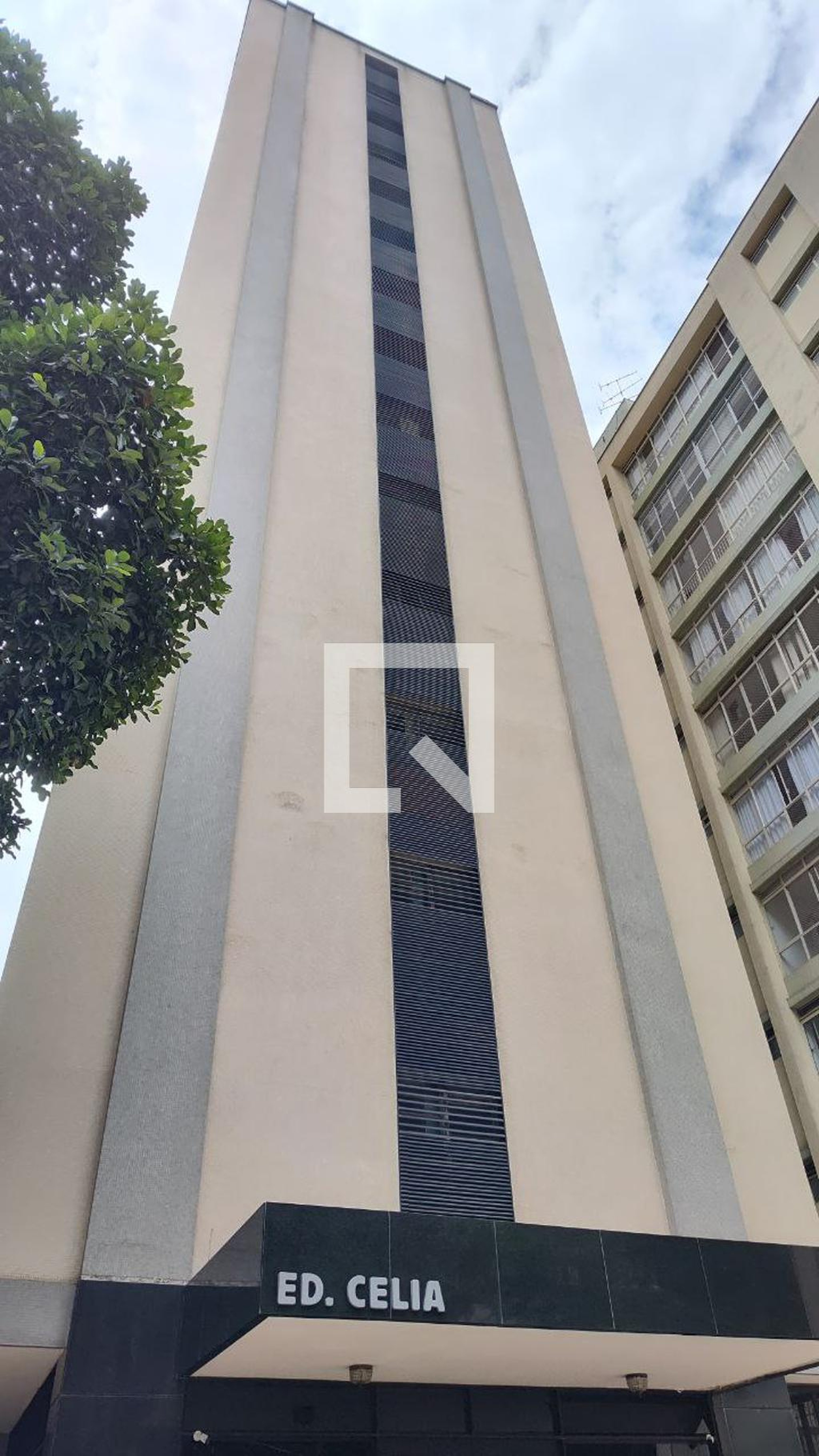 Fachada Condomínio Célia