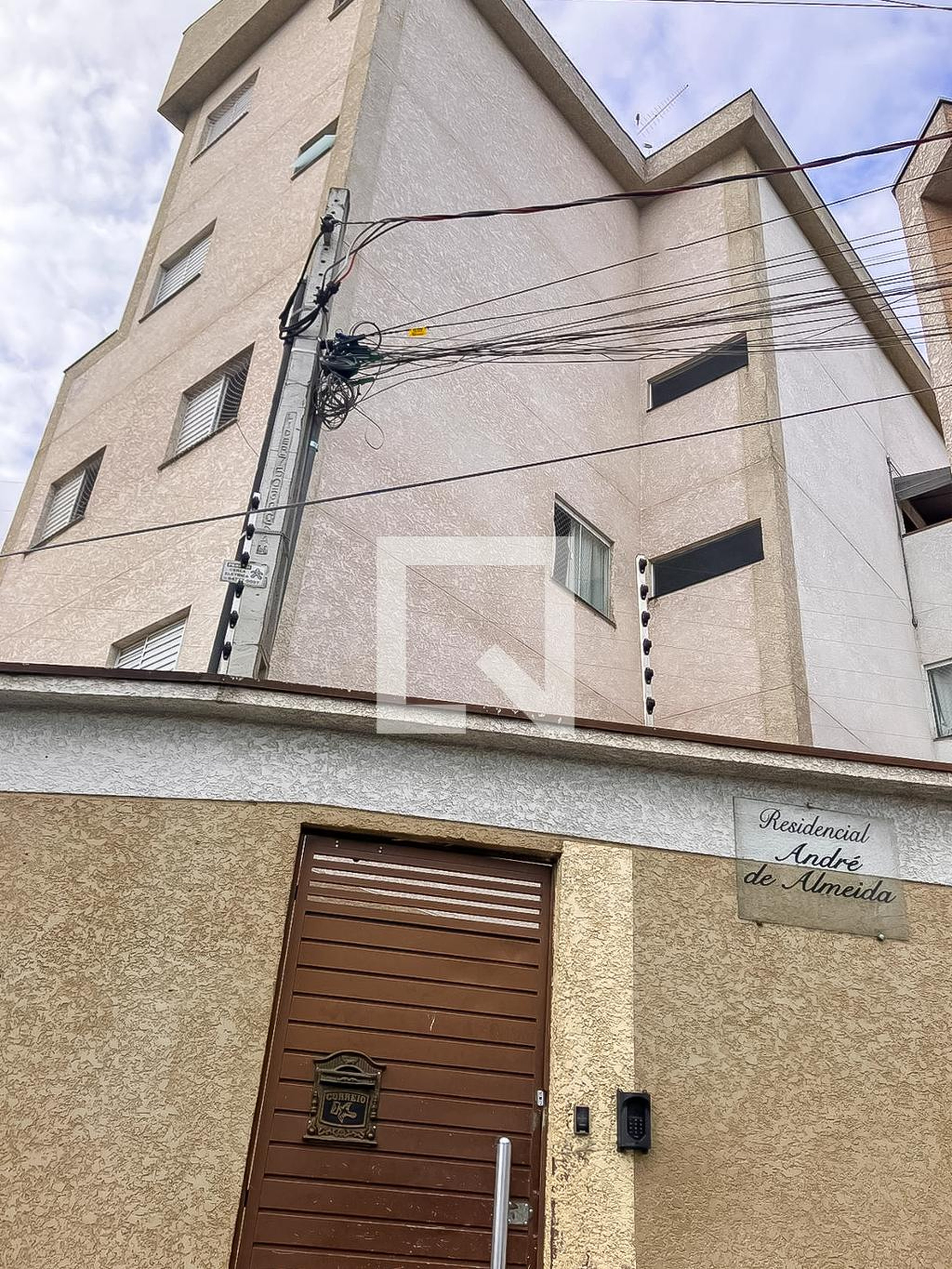 Fachada Condomínio André de Almeida