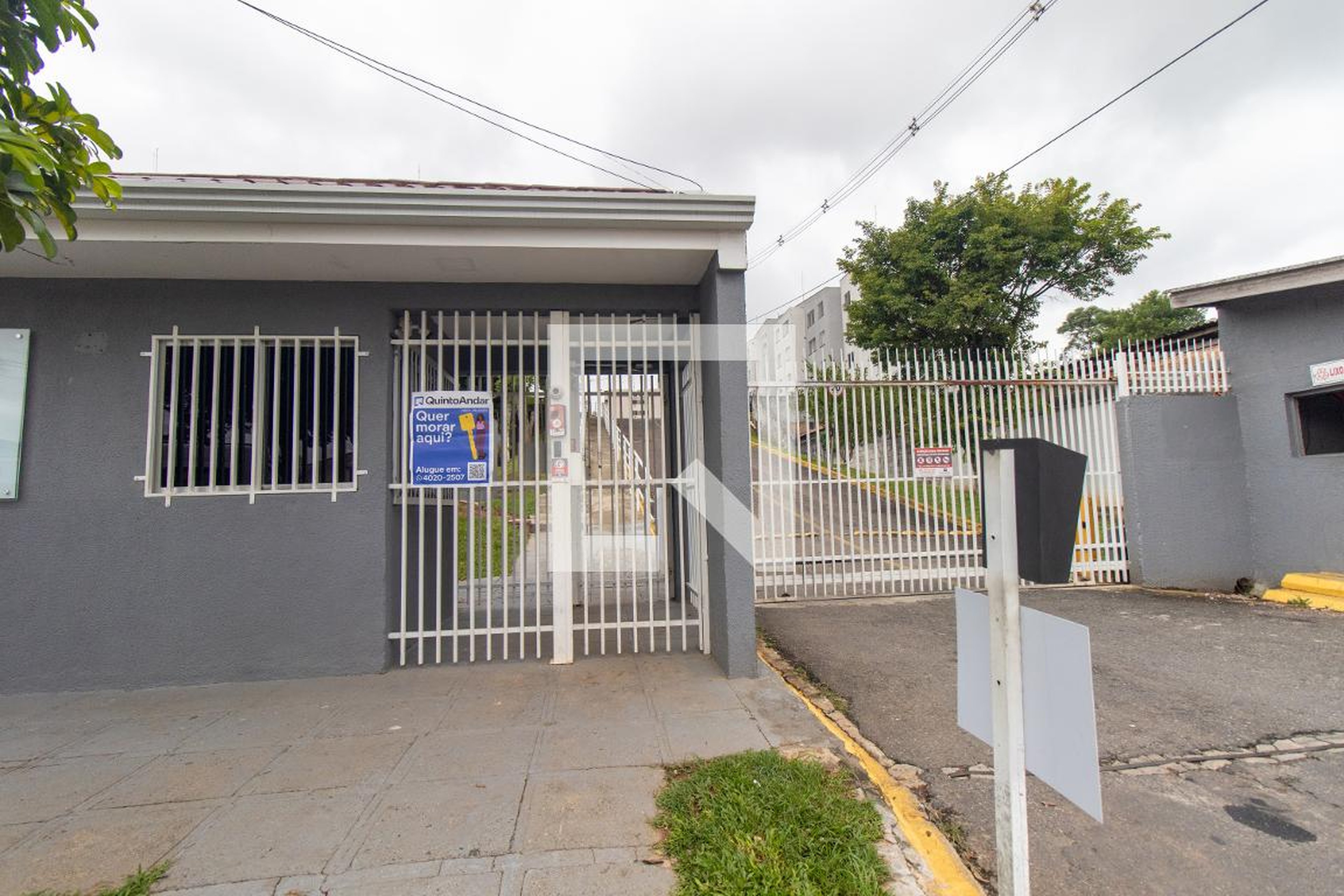 Fachada do Condomínio Residencial São José dos Pinhais