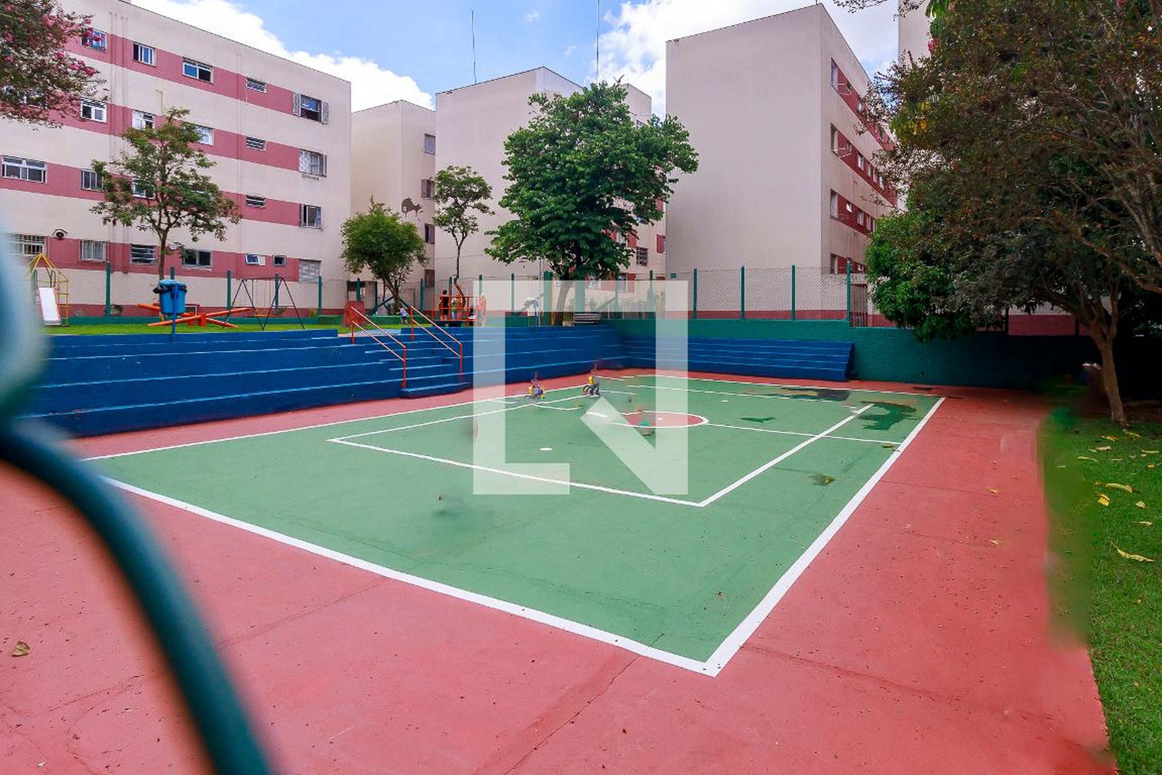 Quadra Esportiva - Verde Oliva