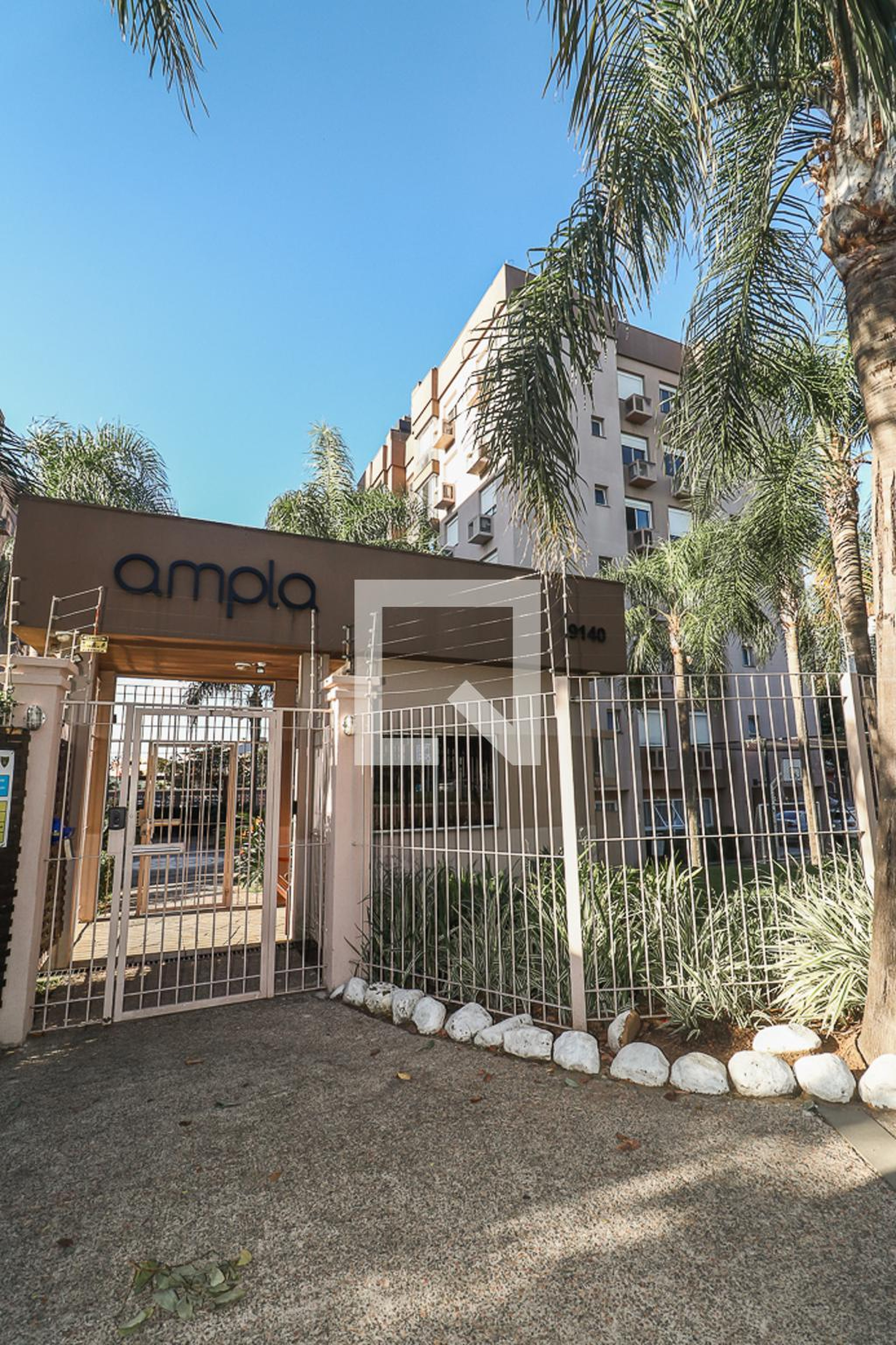 Fachada Edifício Residencial Ampla