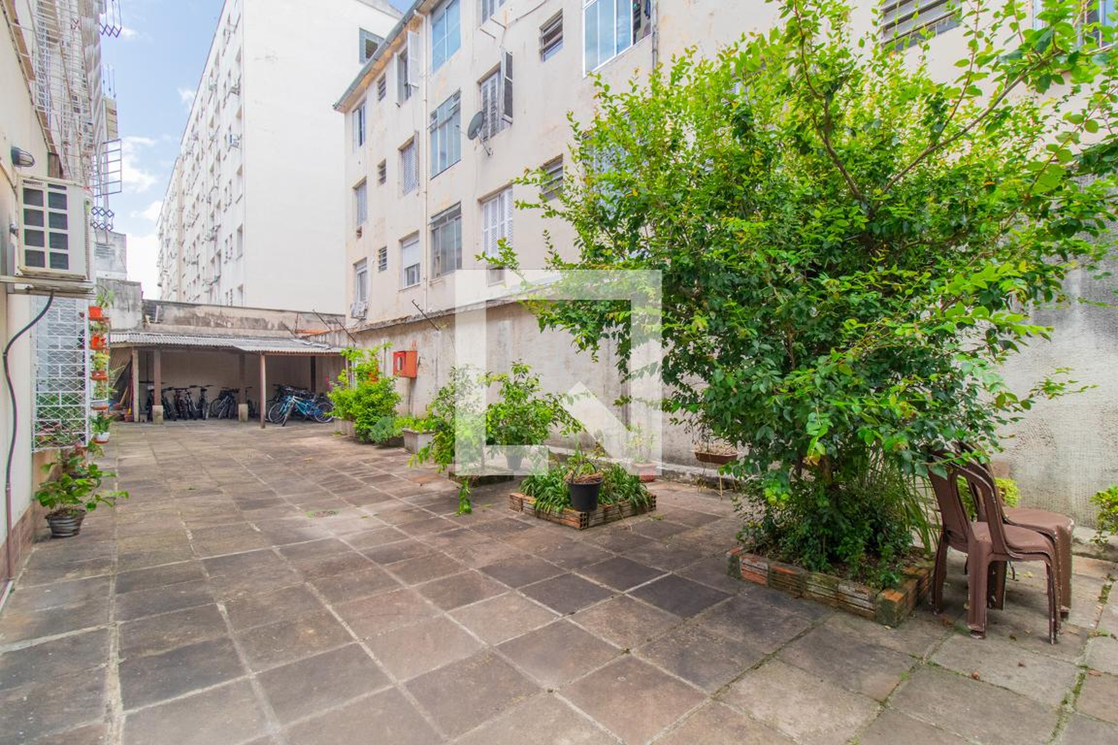 Área externa - Edifício Débora