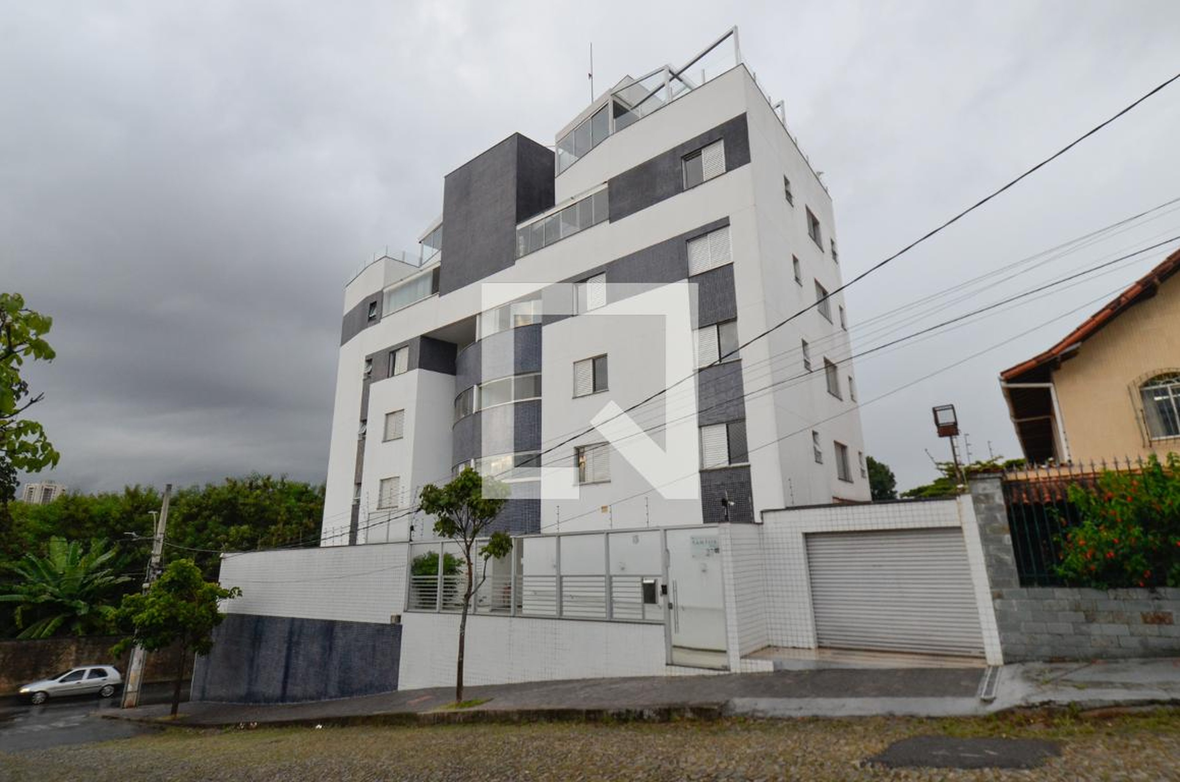Fachada do predio Condomínio em Rua Pirauba, 27