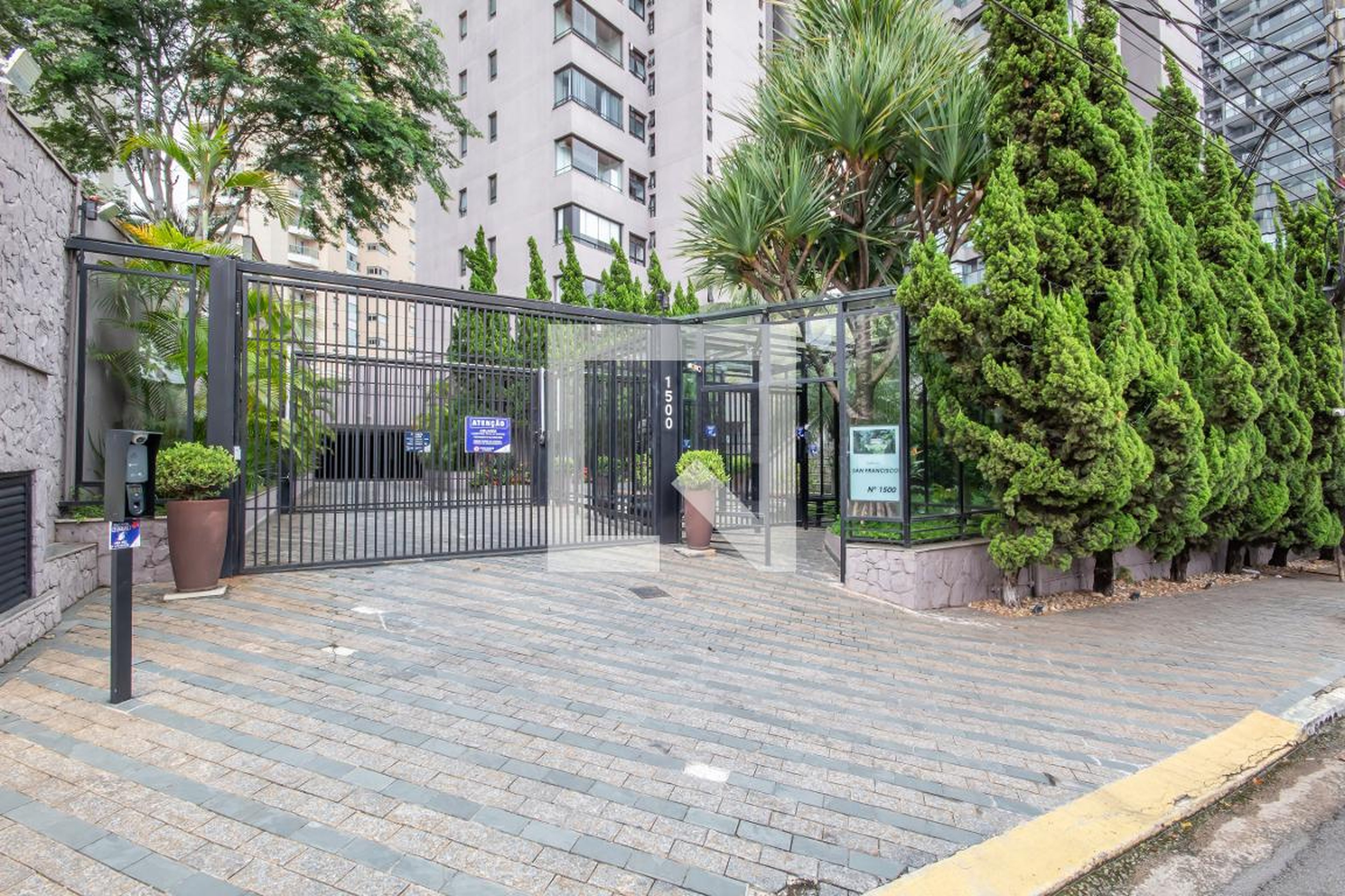 Fachada Condomínio San Francisco