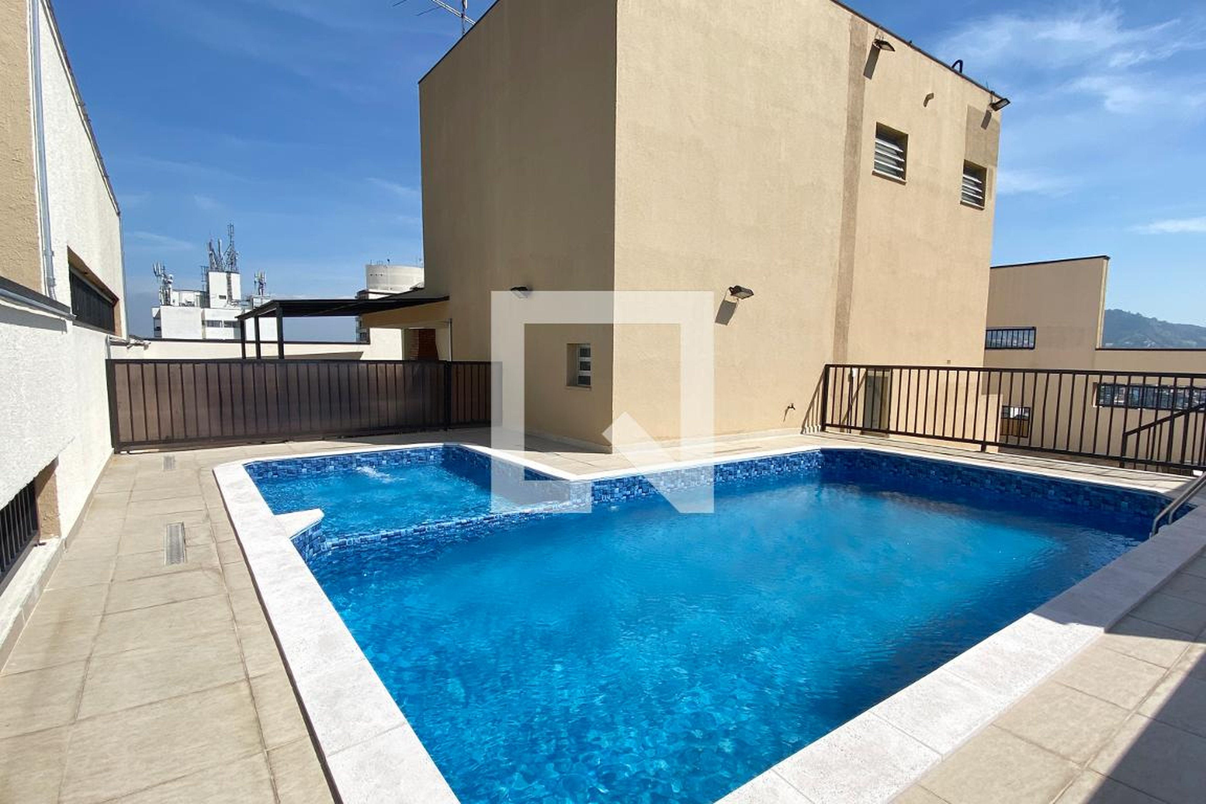 Piscina Edifício Maggiore