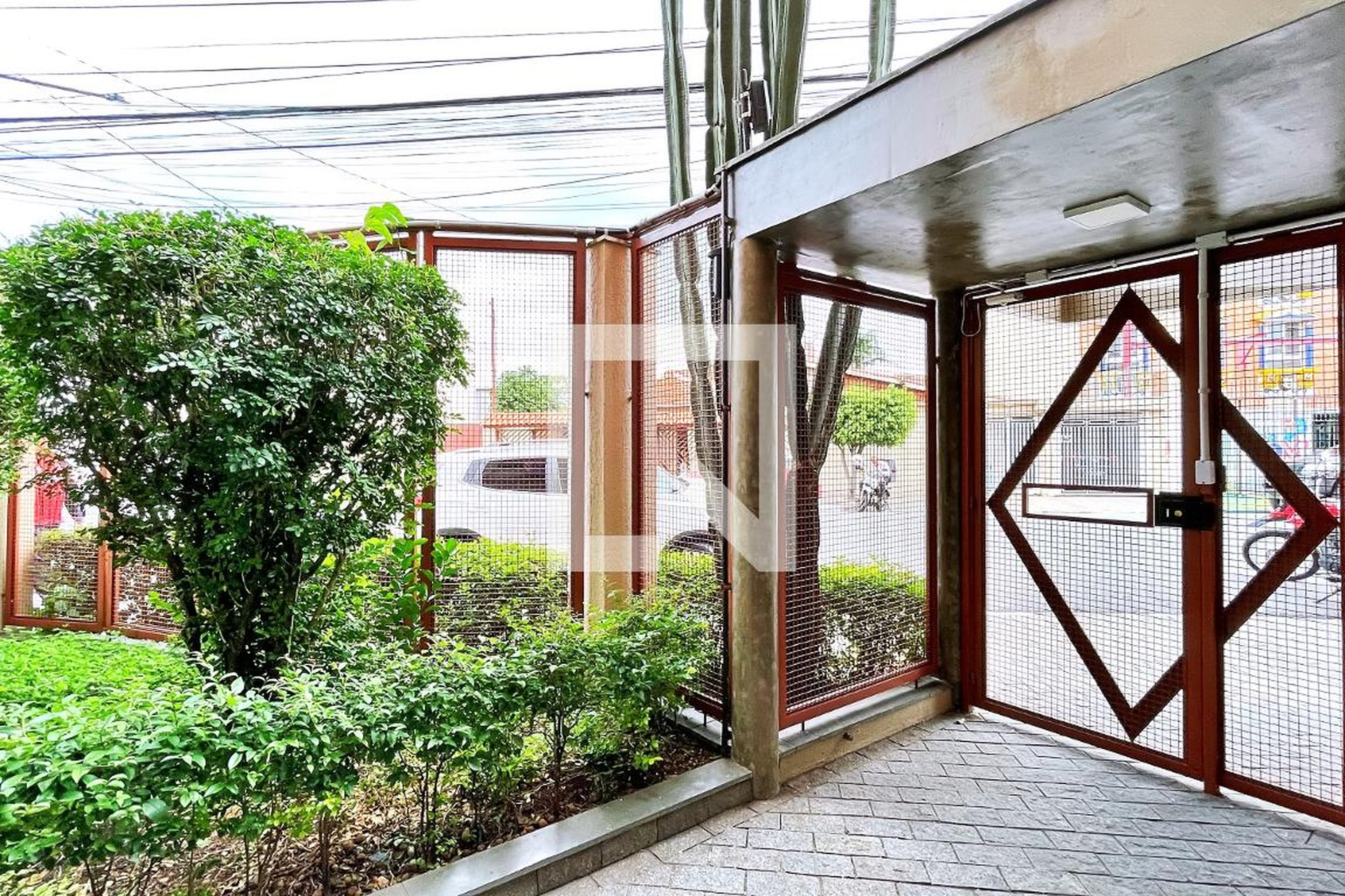 Entrada Condomínio em Avenida Doutor Renato de Andrade Maia, 254