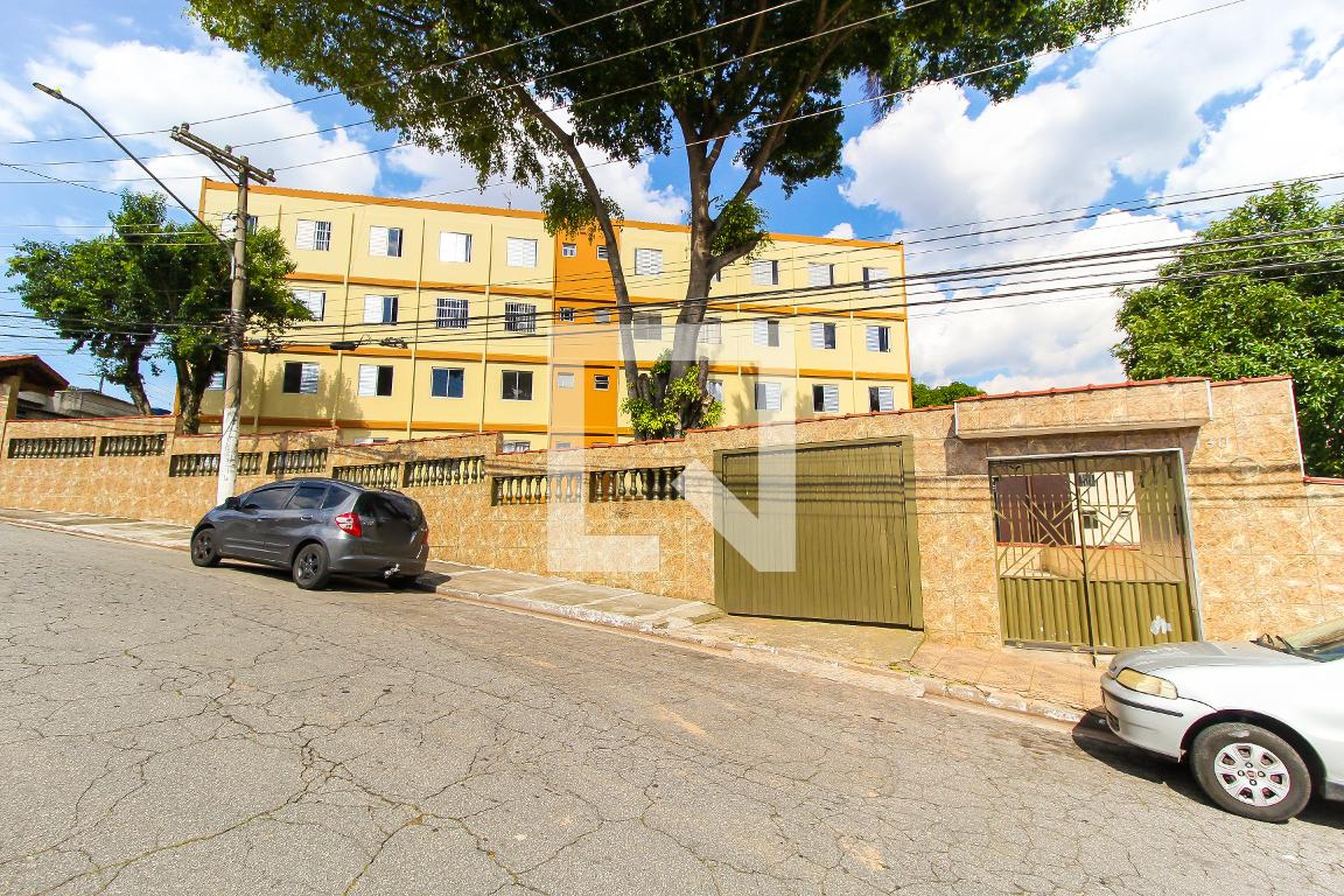 Fachada Condomínio Petuneas 4