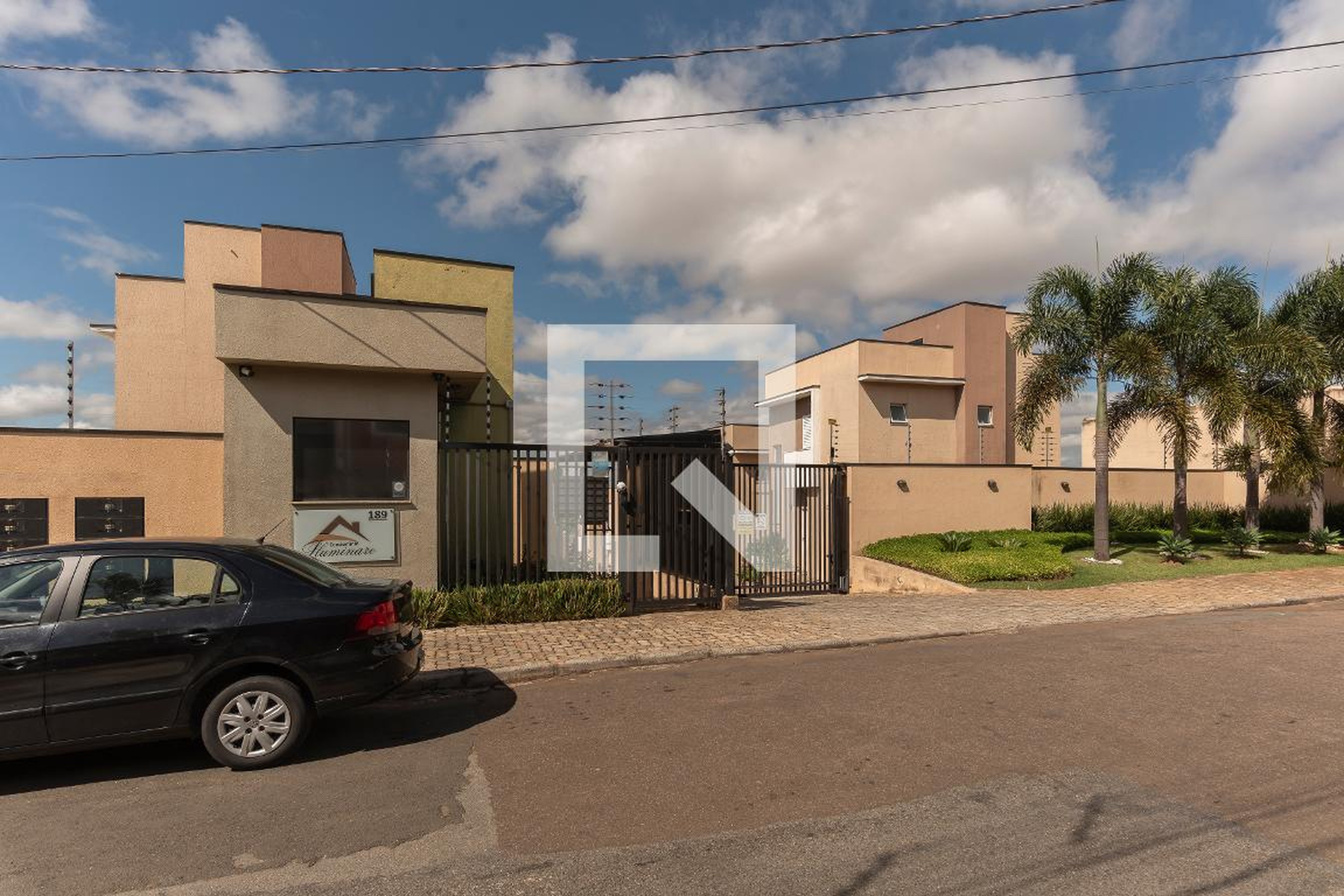 Fachada do Condomínio Condomínio em Rua Hipólito da Silva, 189