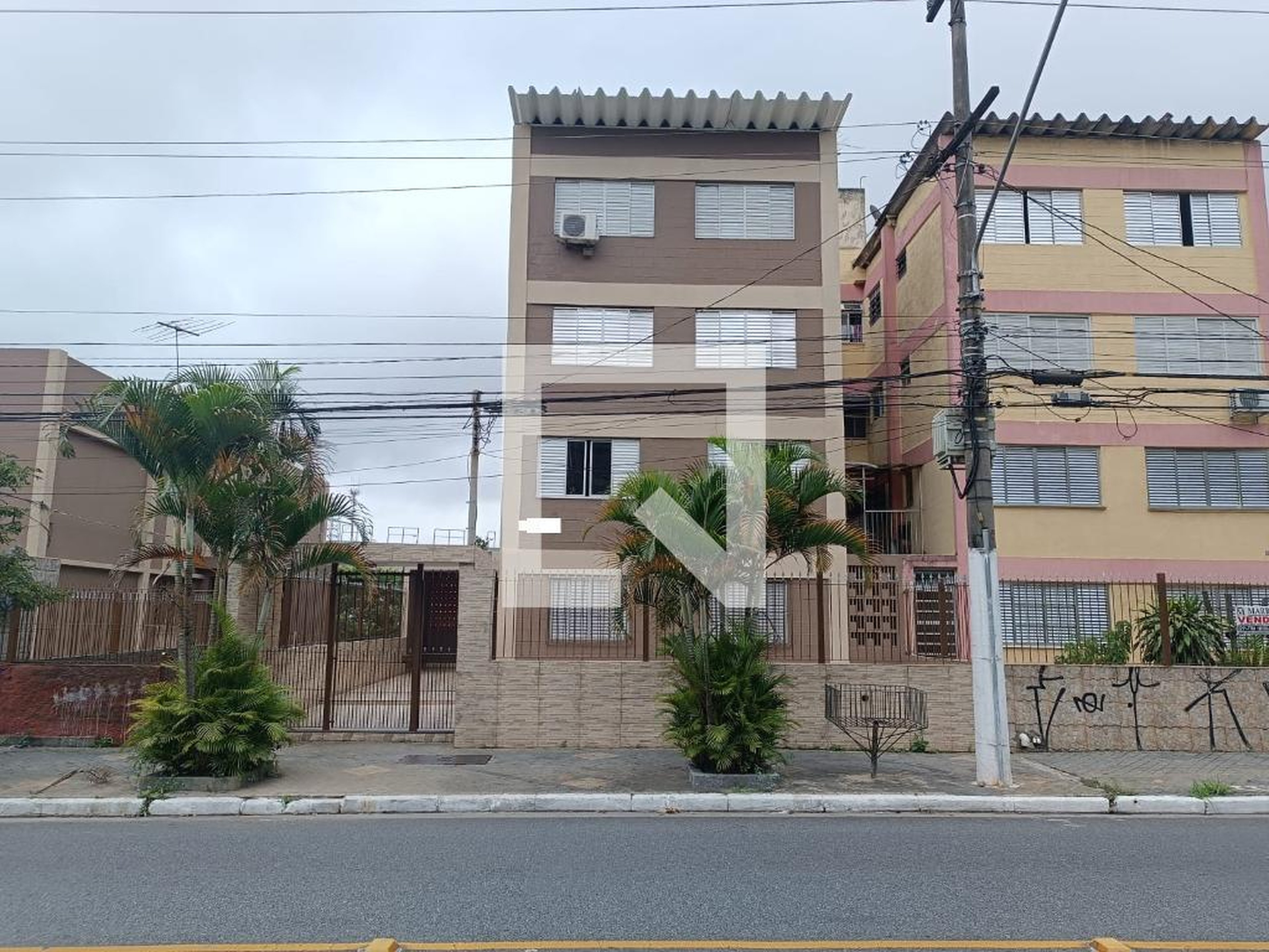 Fachada Condomínio em Avenida Vila Ema, 4432