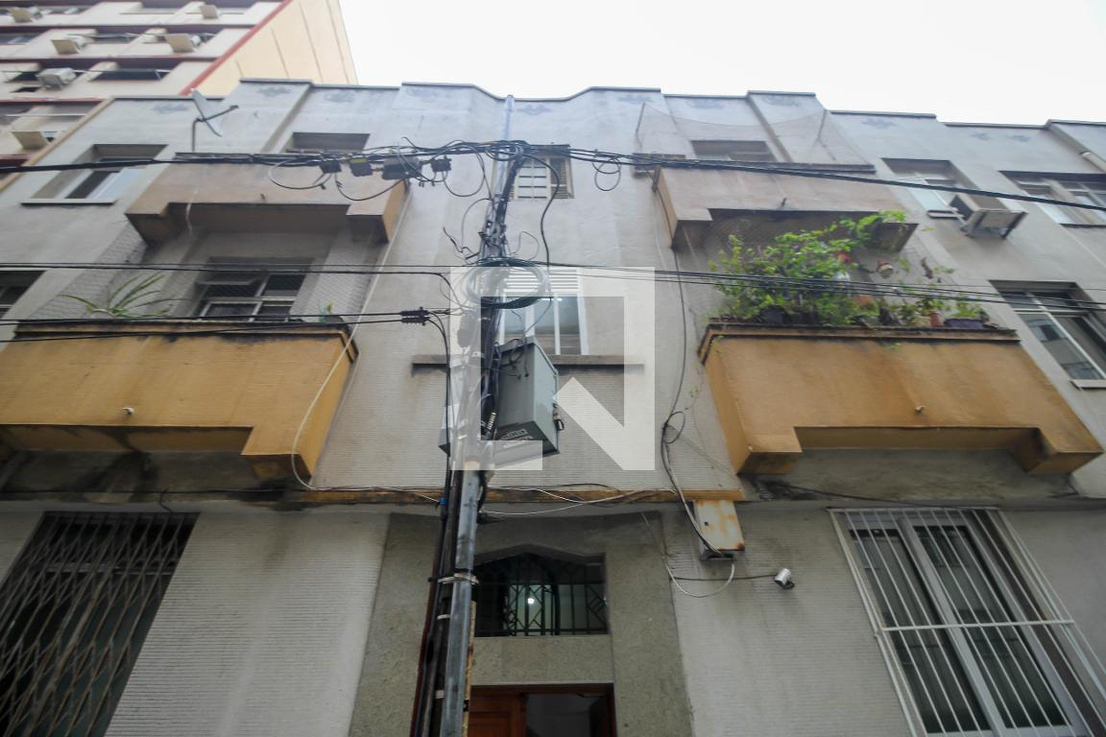 Fachada do Prédio Condomínio Francisco Vaz de Carvalho