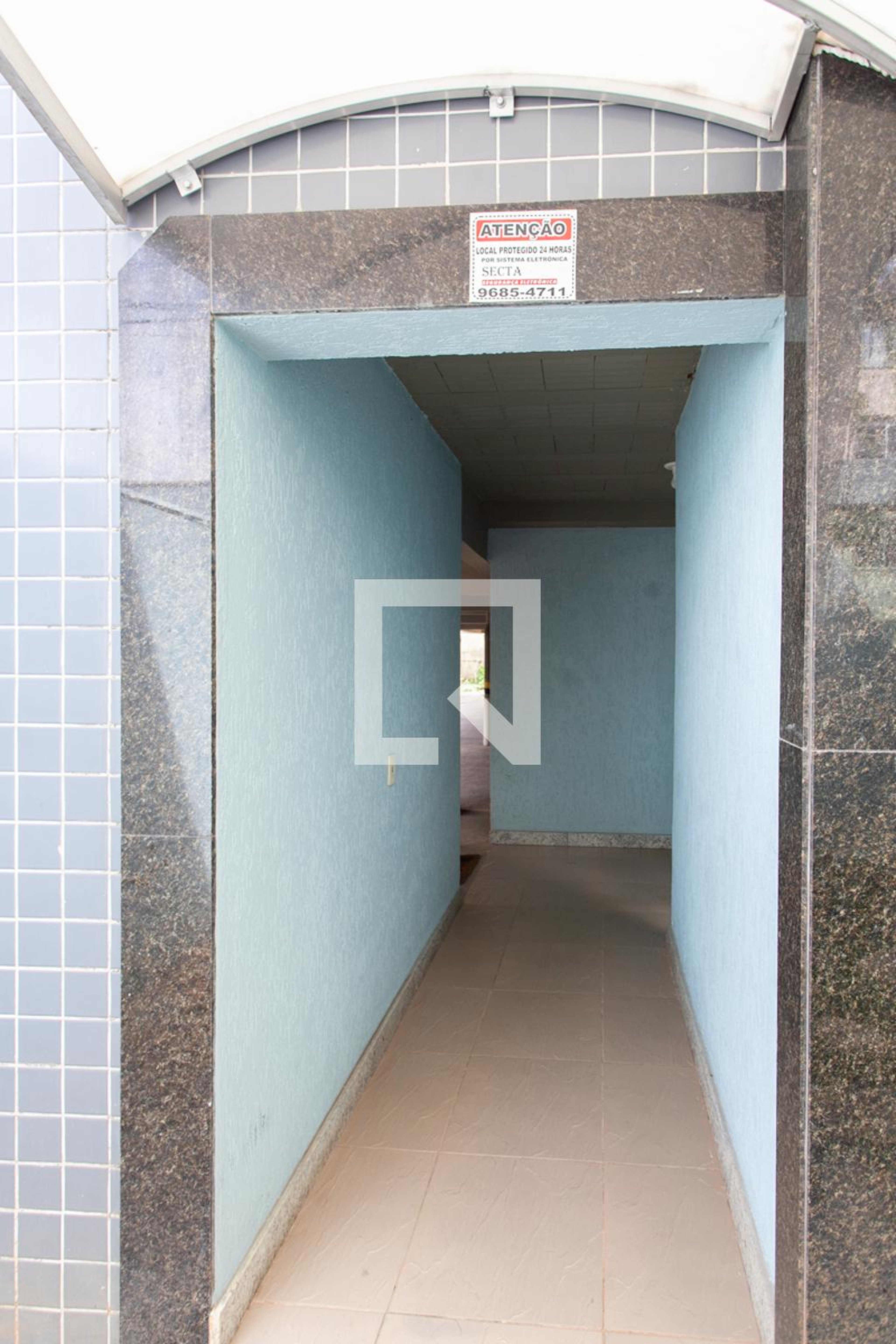 Entrada do Prédio - null