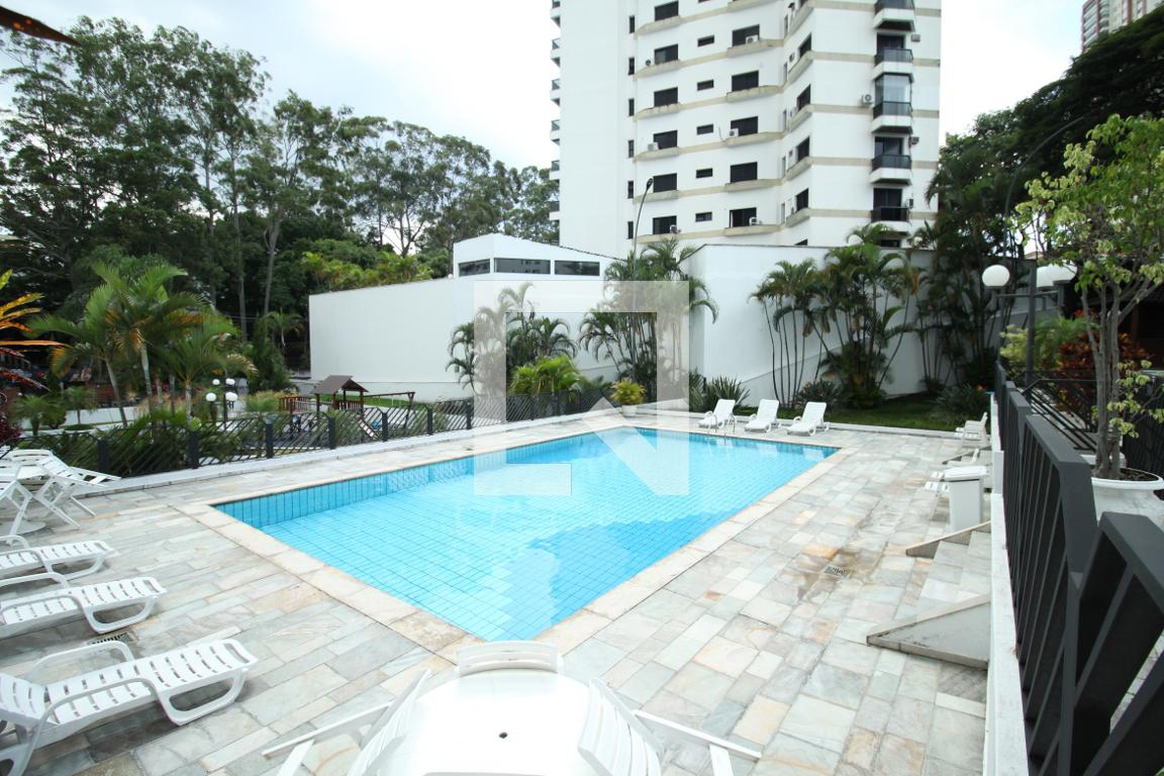 Piscina - oninio Renascensa