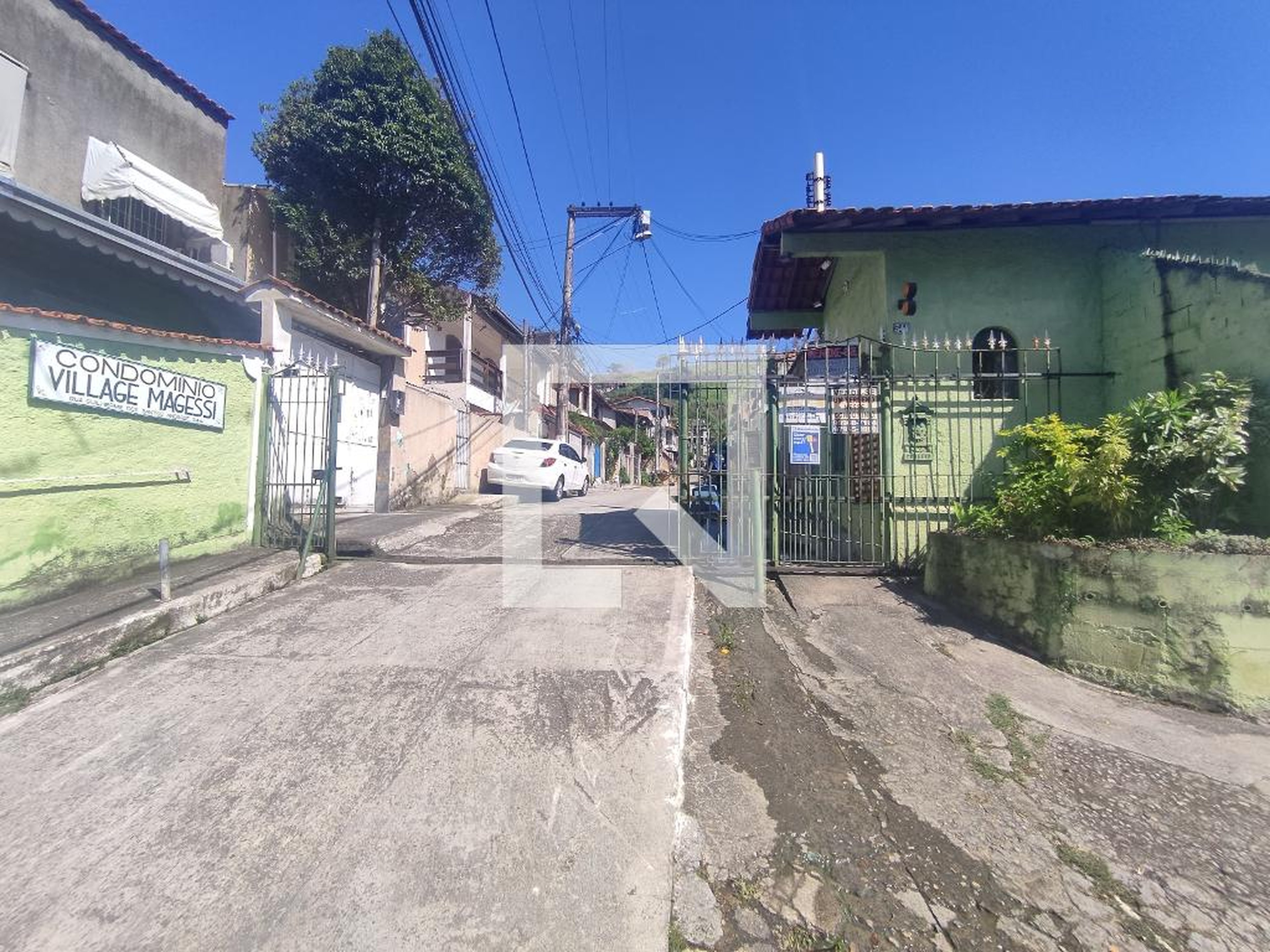 Fachada Condomínio em Rua Guilherme Santos Andrade, 544