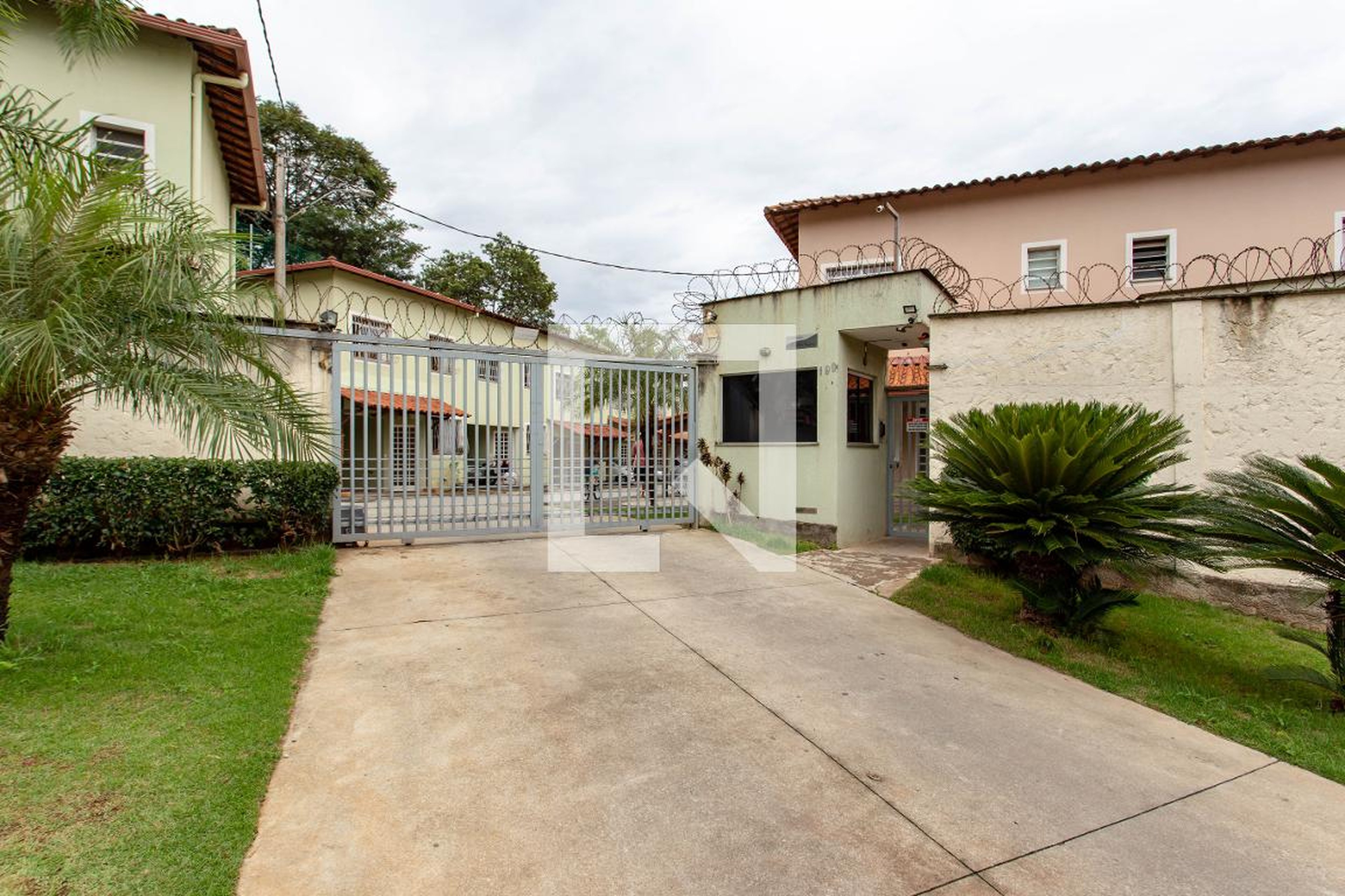 Fachada Residencial Perola Negra