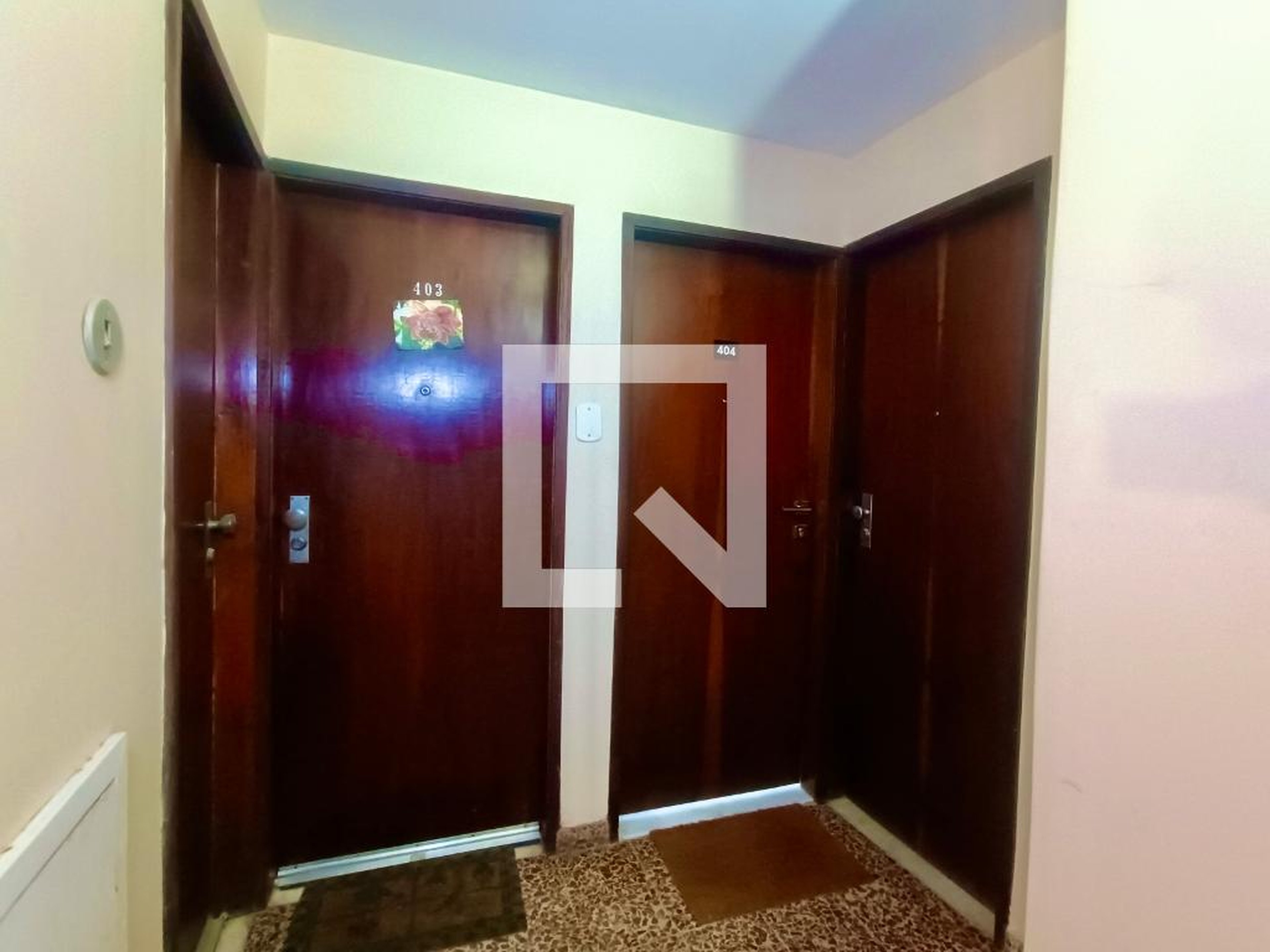 Hall - Place Trocadero