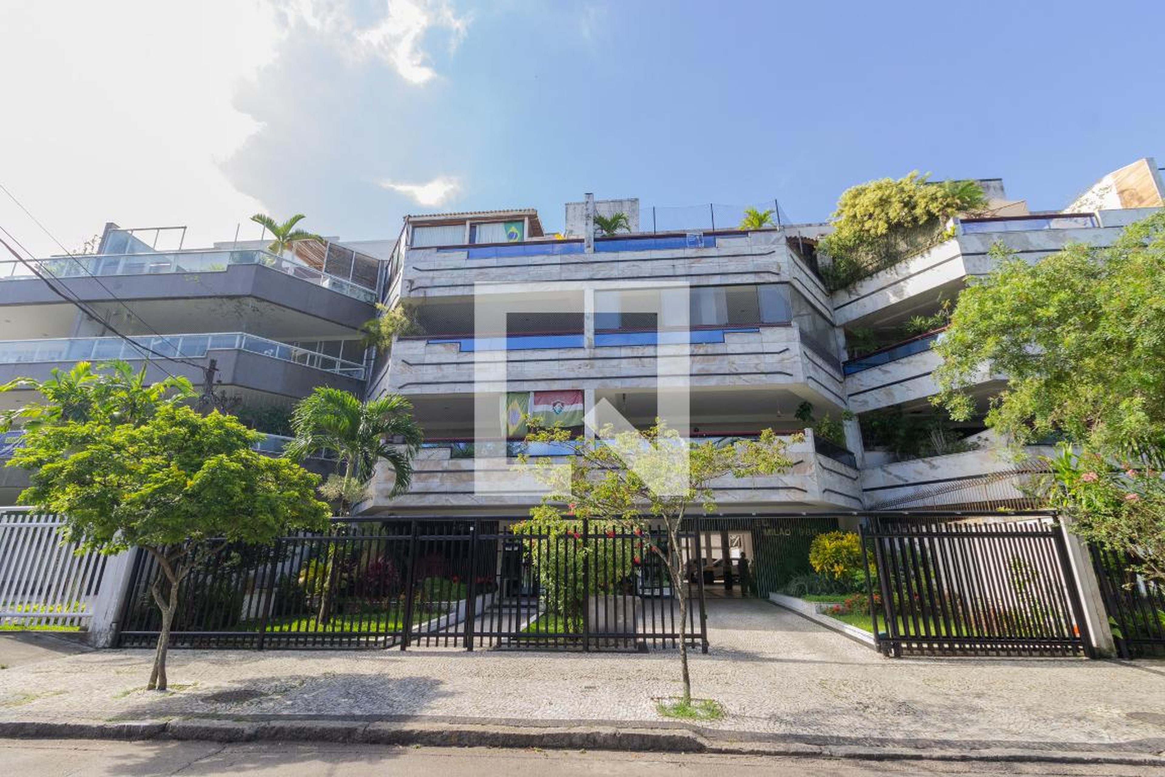 Fachada Condomínio em Avenida Genaro de Carvalho, 980