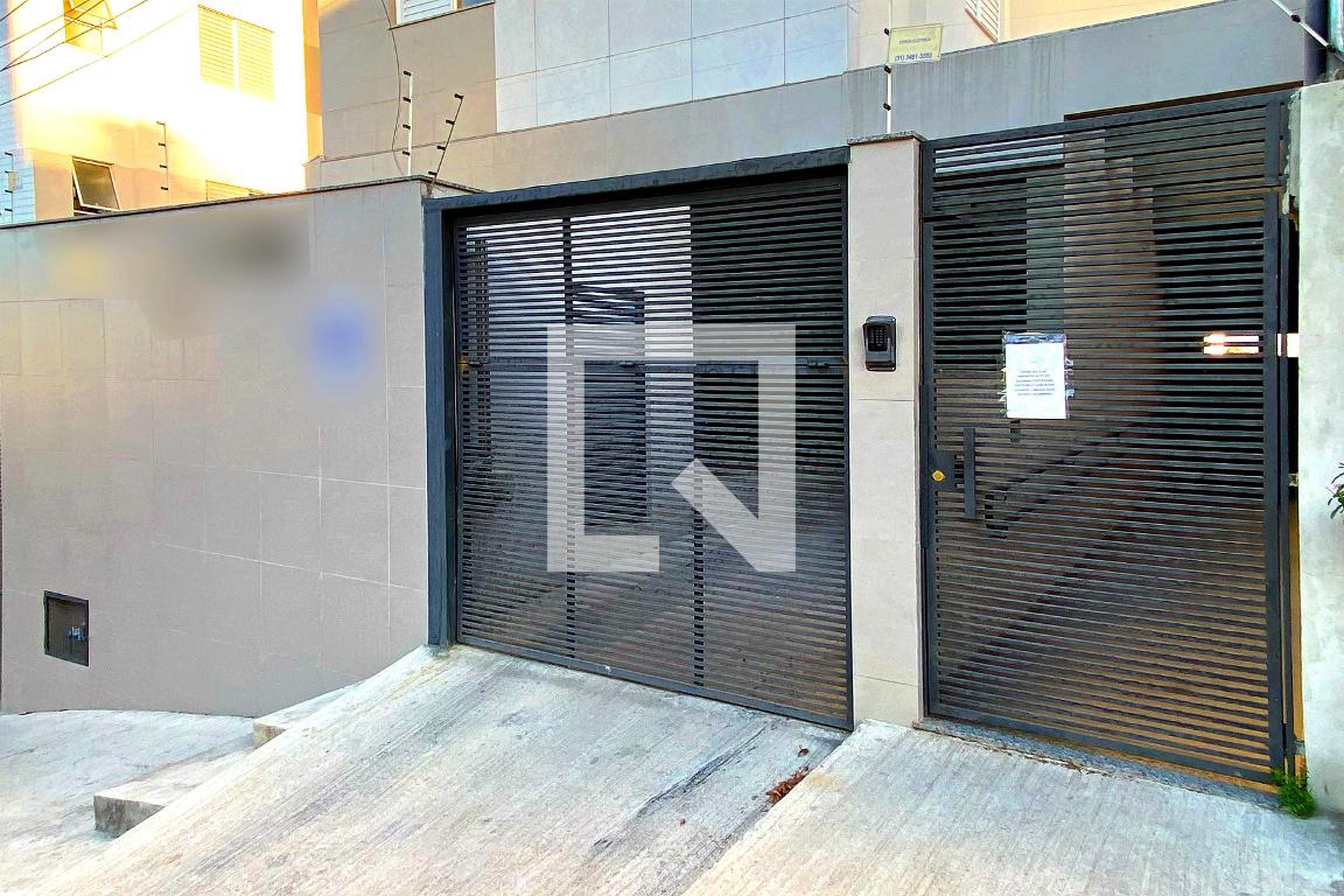 Fachada Condomínio em Rua Urâno, 89