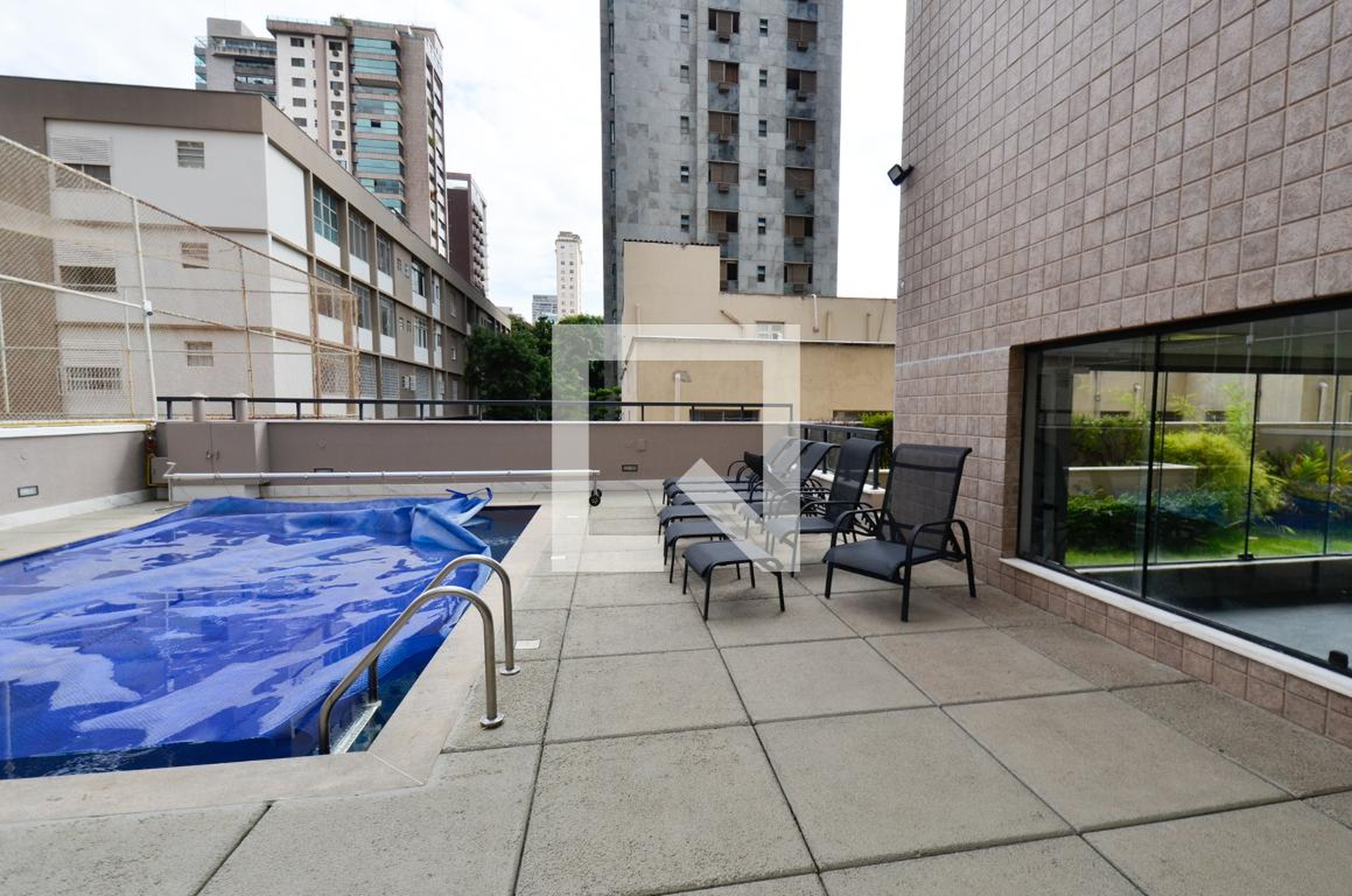 Piscina - Edifício Arthur Nunes dos Santos